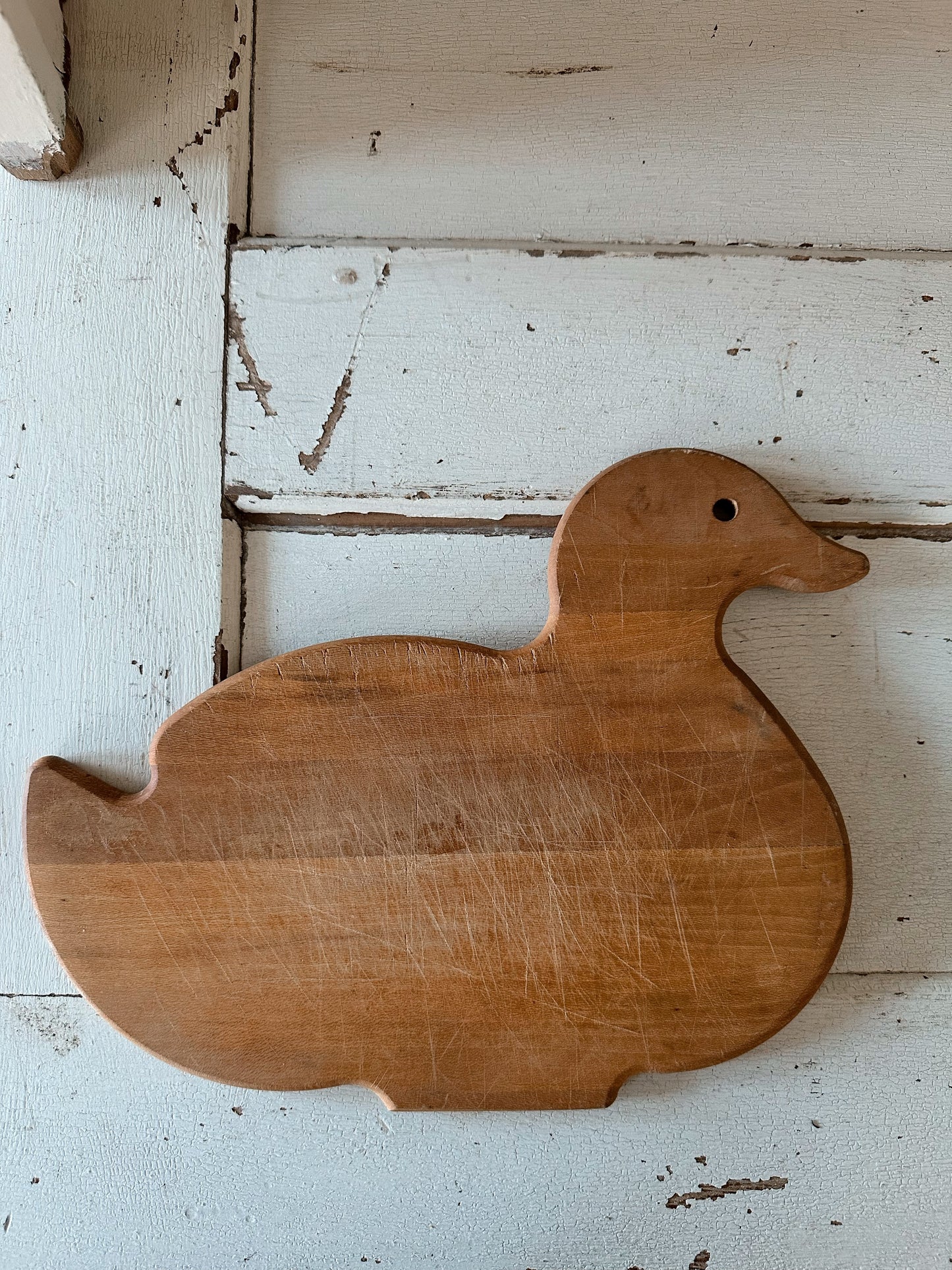 Vintage Duck Cutting Board