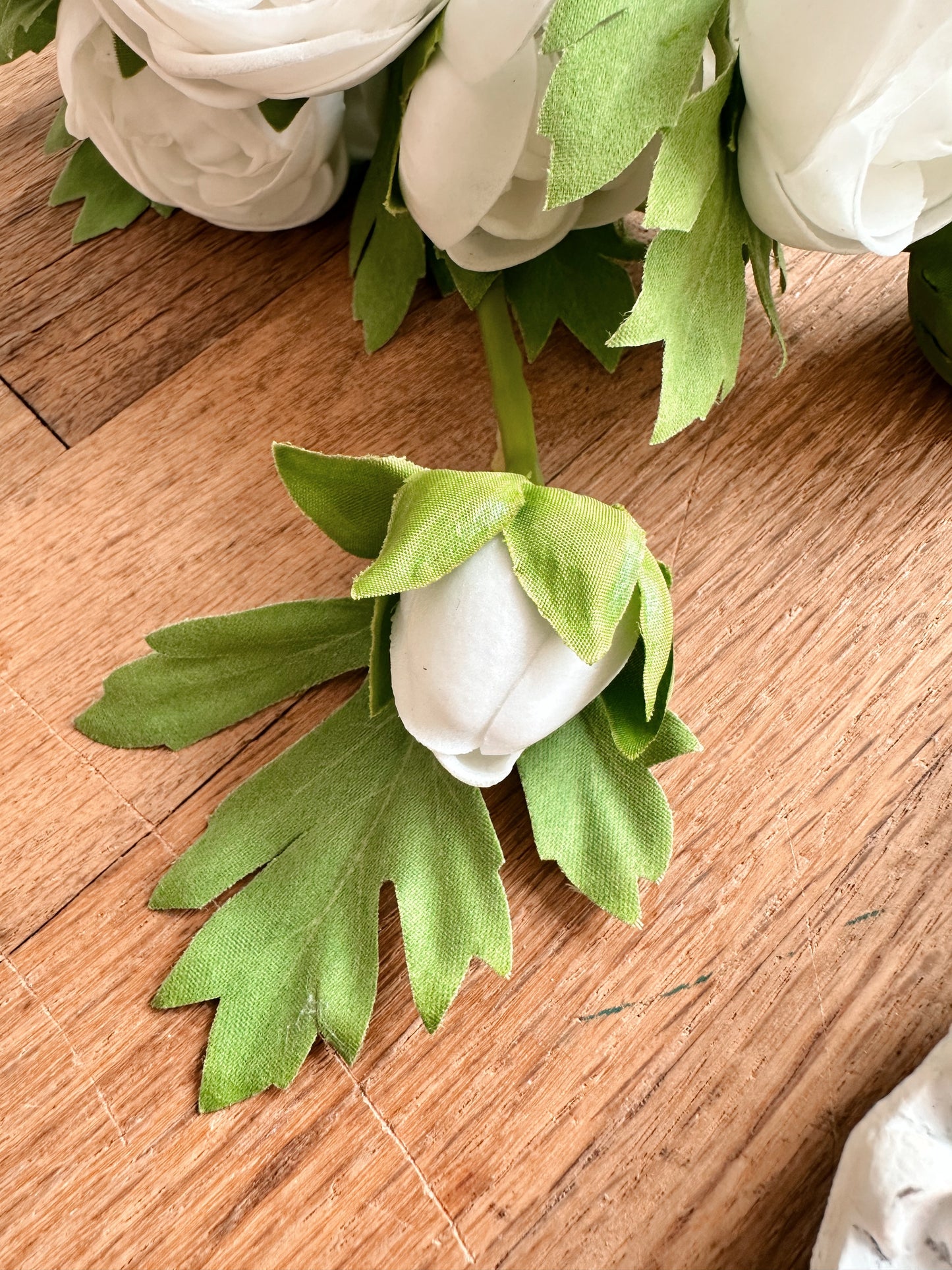 Real Touch Ranunculus Bundle, White