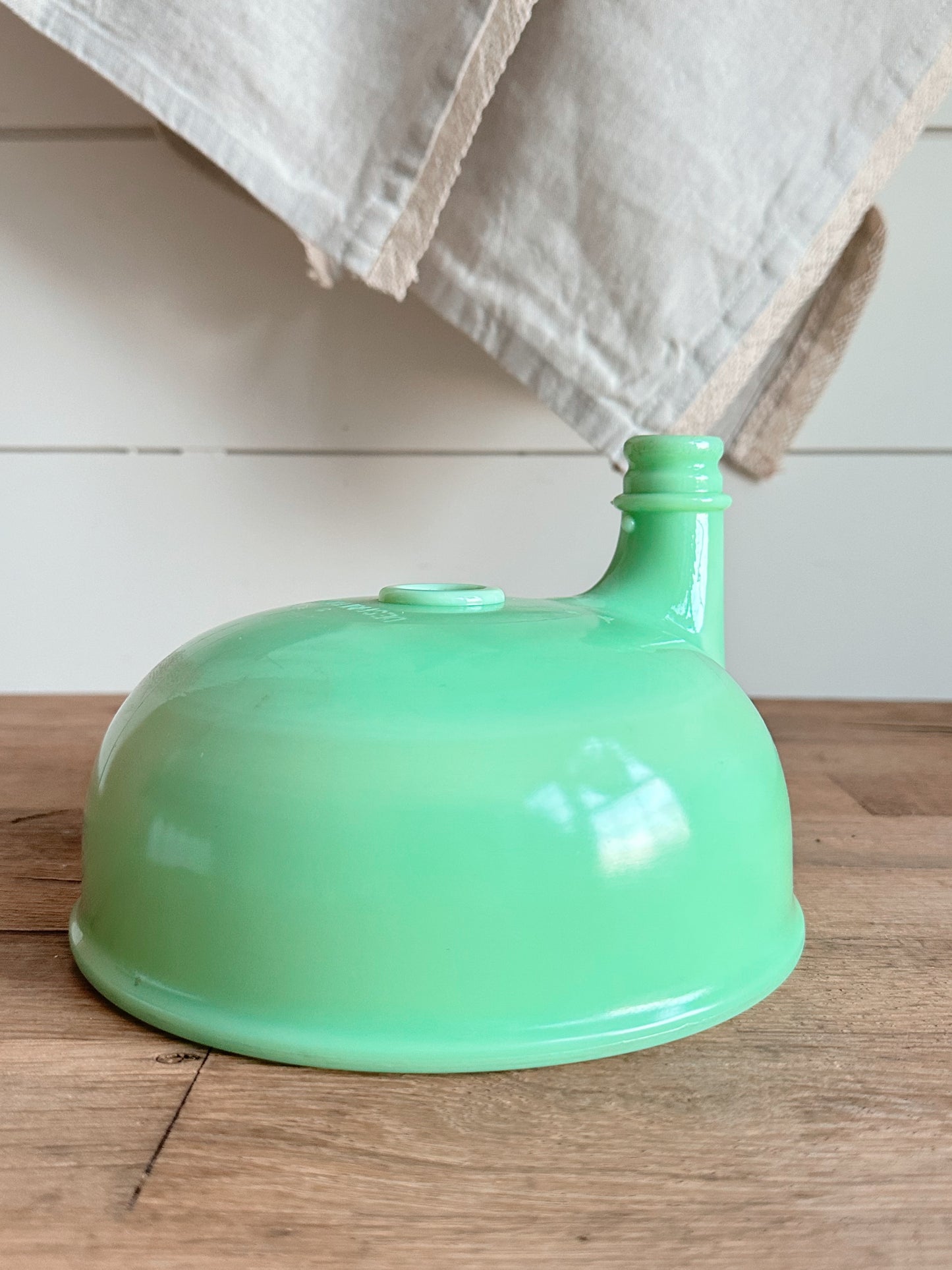 Vintage Jadeite Sunbeam Mix Master Juicer Bowl