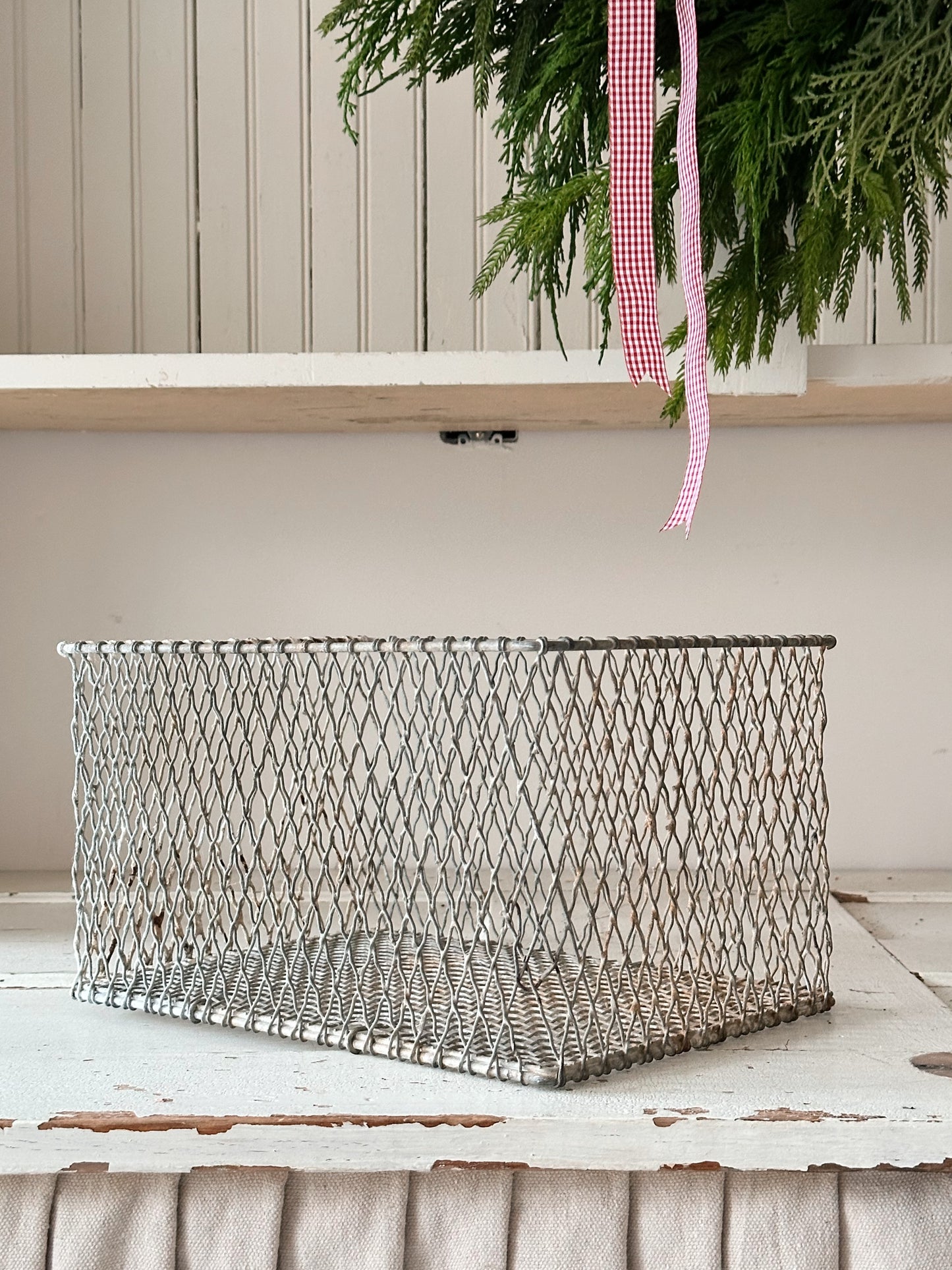 Vintage Metal Wire Basket