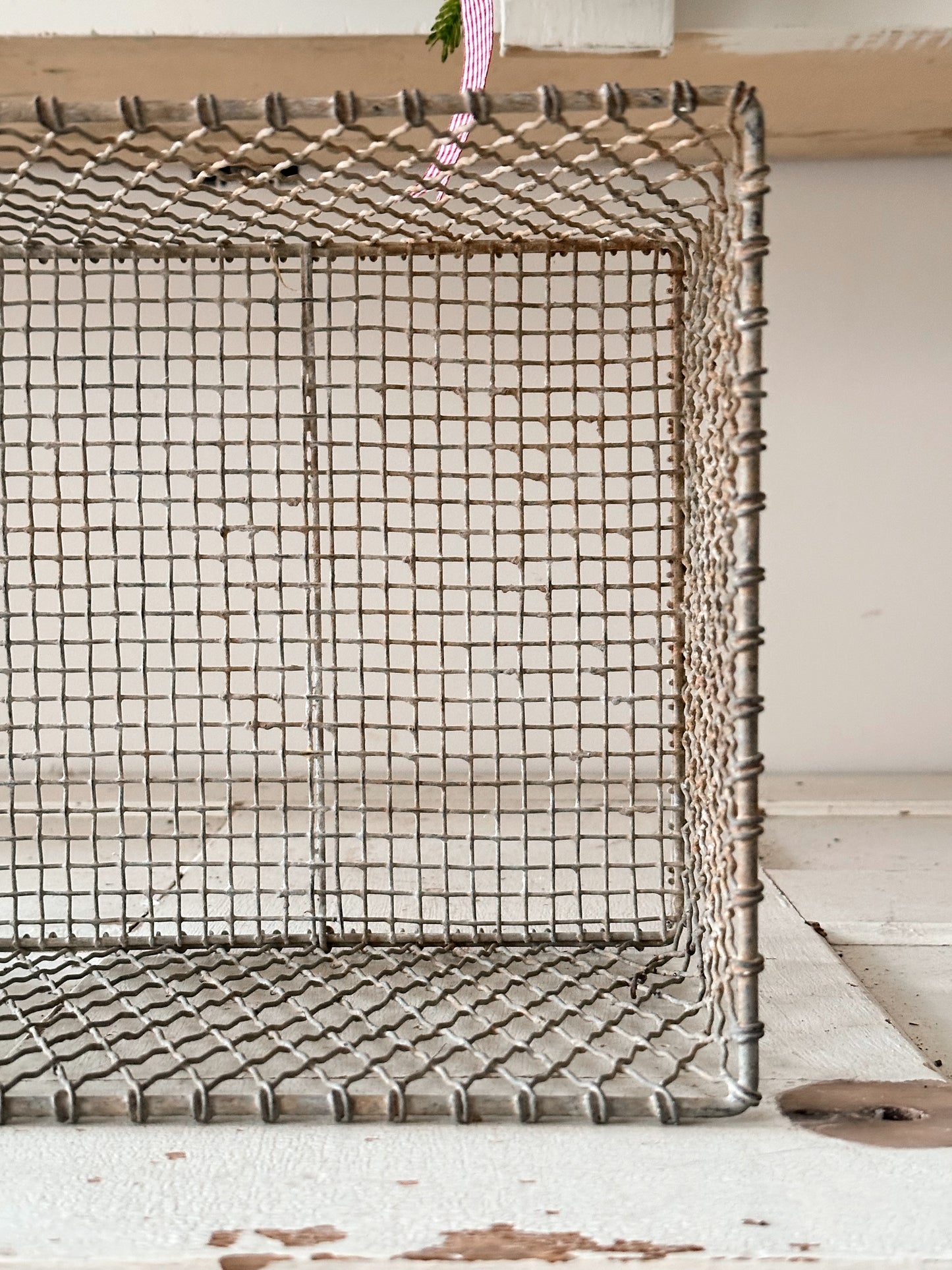 Vintage Metal Wire Basket