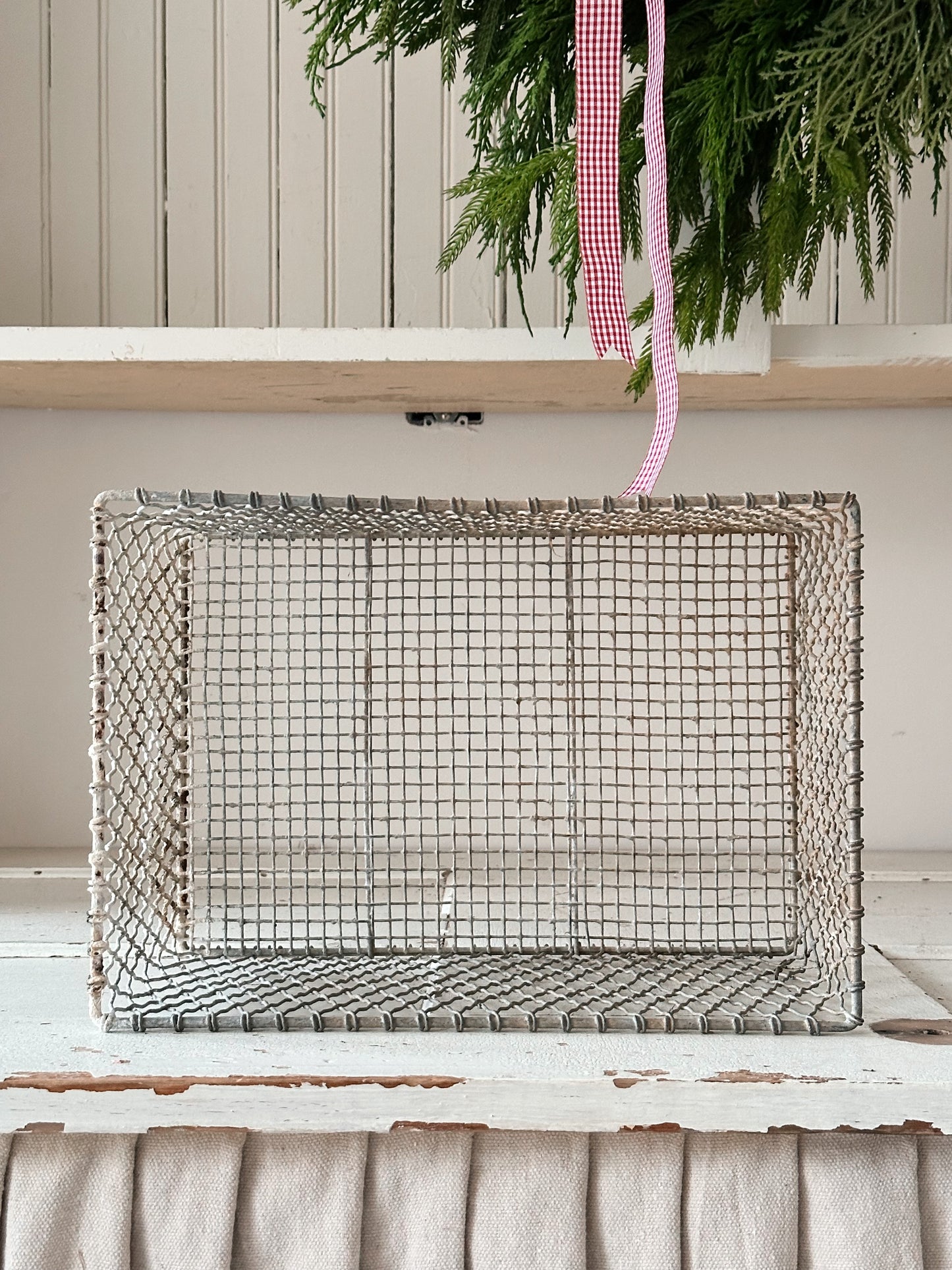 Vintage Metal Wire Basket