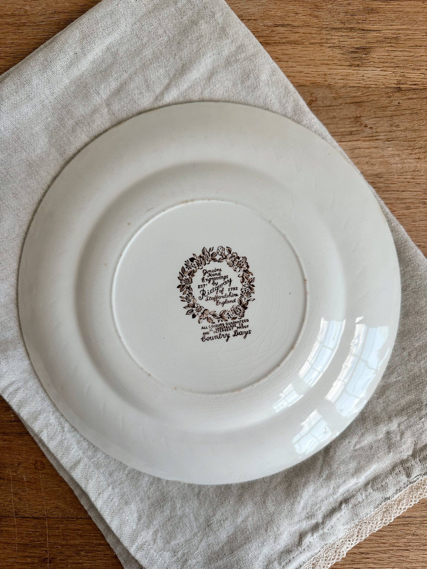 Ridgway of Staffordshire, Country Days Dinner Plate