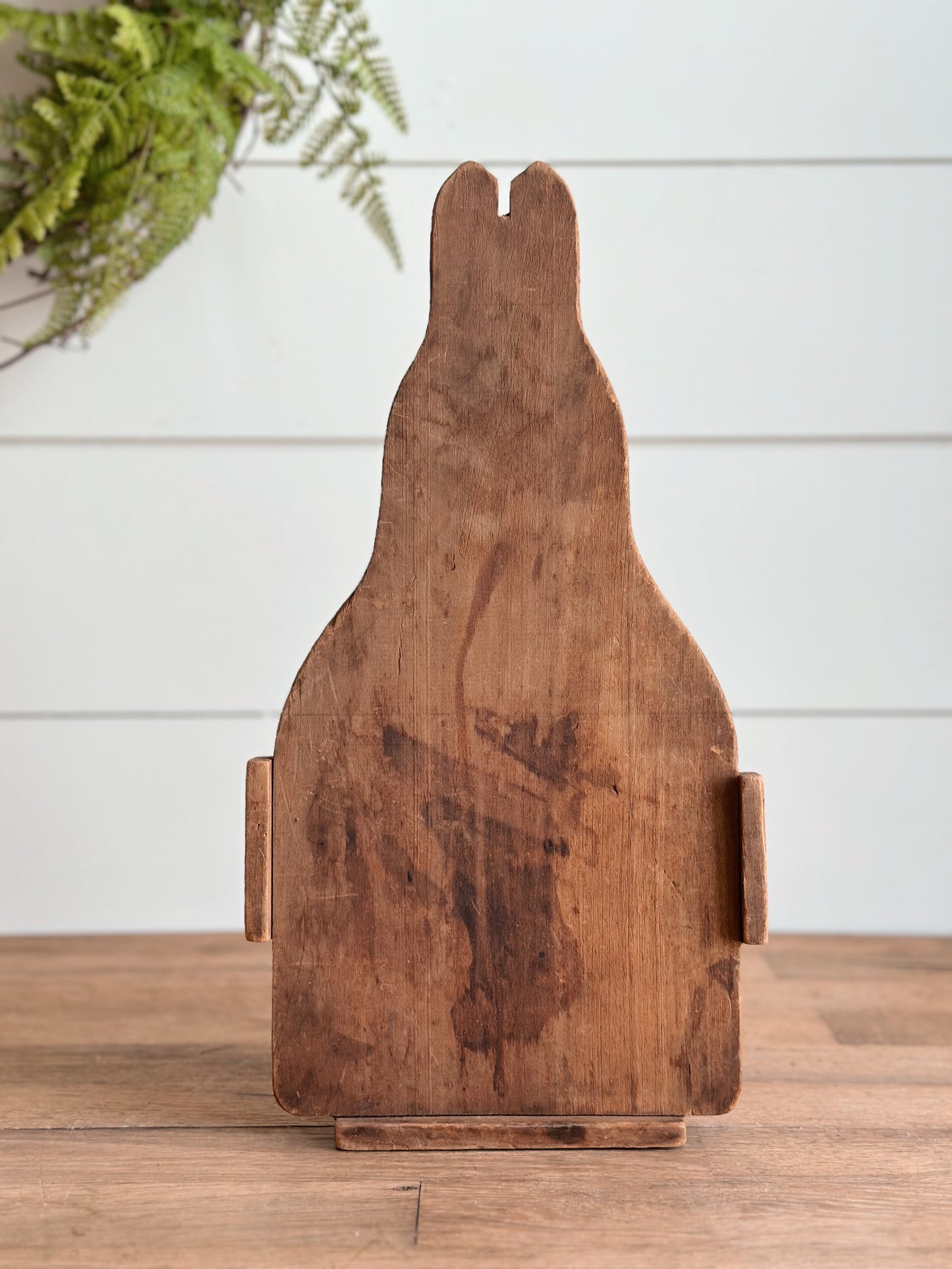 Vintage Wood Bunny Cutout