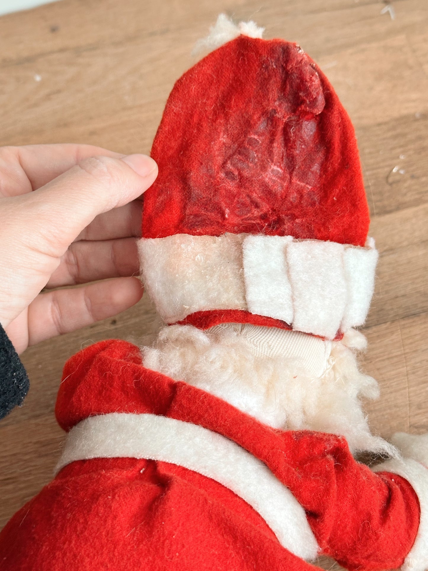 Vintage Leaning Santa