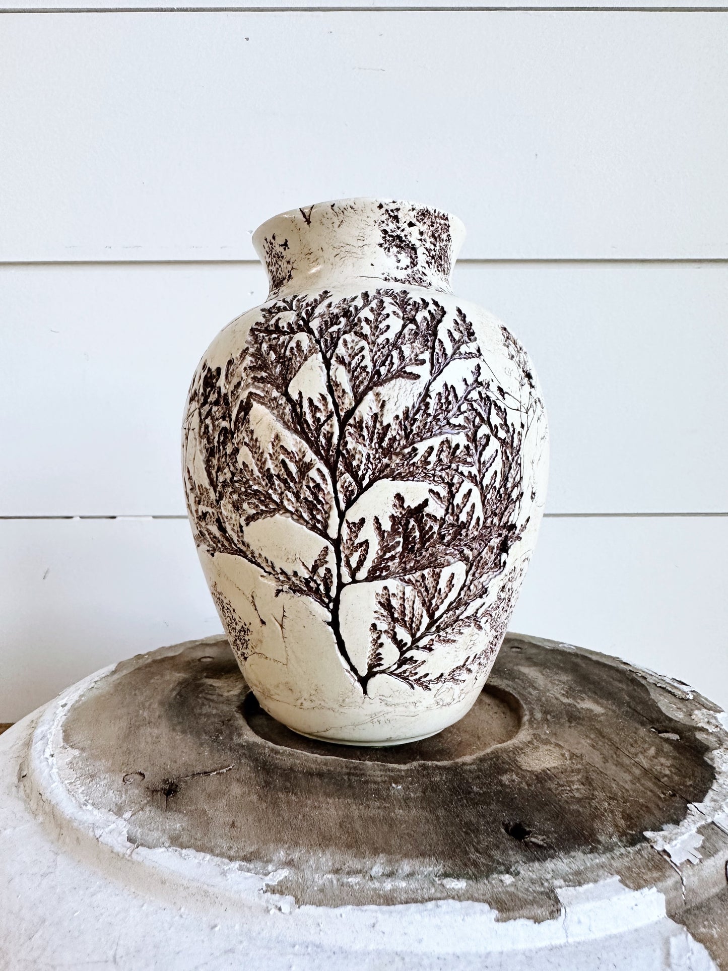 Pretty Vintage Vase with Leaf Impression