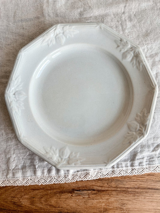 Antique Wedgwood Ironstone Dinner Plate