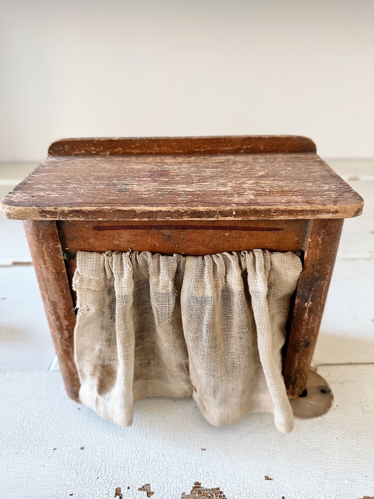 Antique Doll Dry Sink