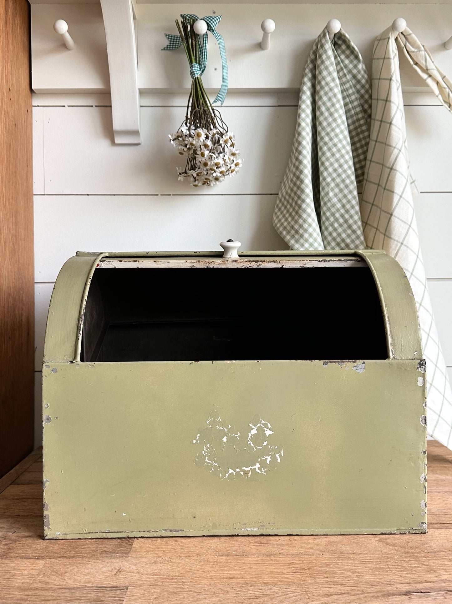 Vintage Roll Top Metal Bread Box