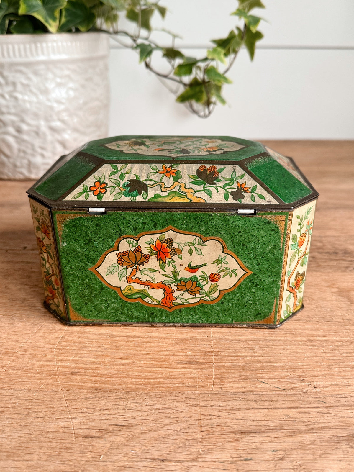 Vintage English Cookie Tin