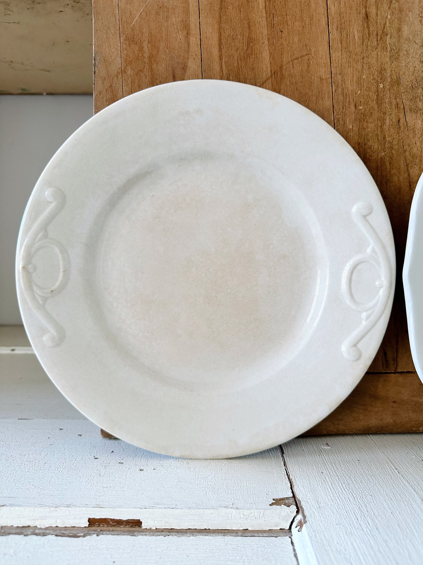 Two Tier Antique Pie Holder & Two Ironstone Plates