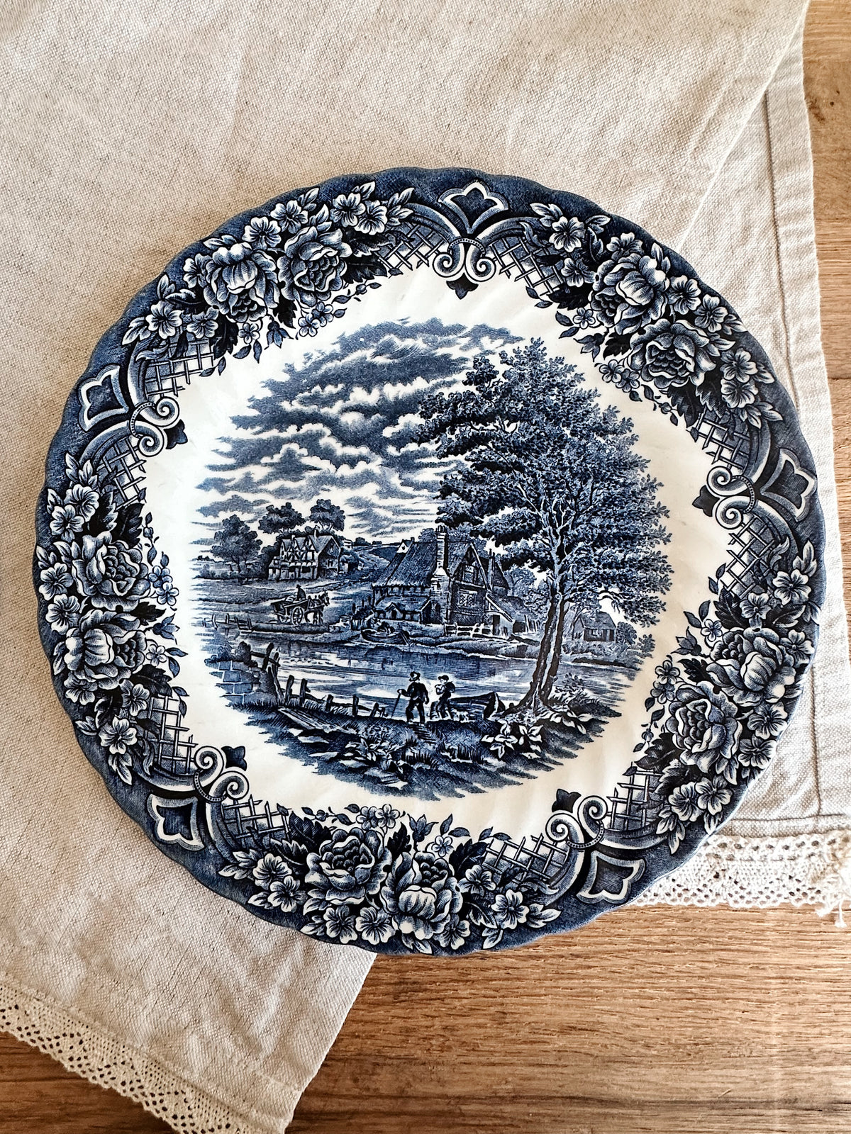 Pair of Vintage Royal Staffordshire Blue & White Transferware Dinner Plates