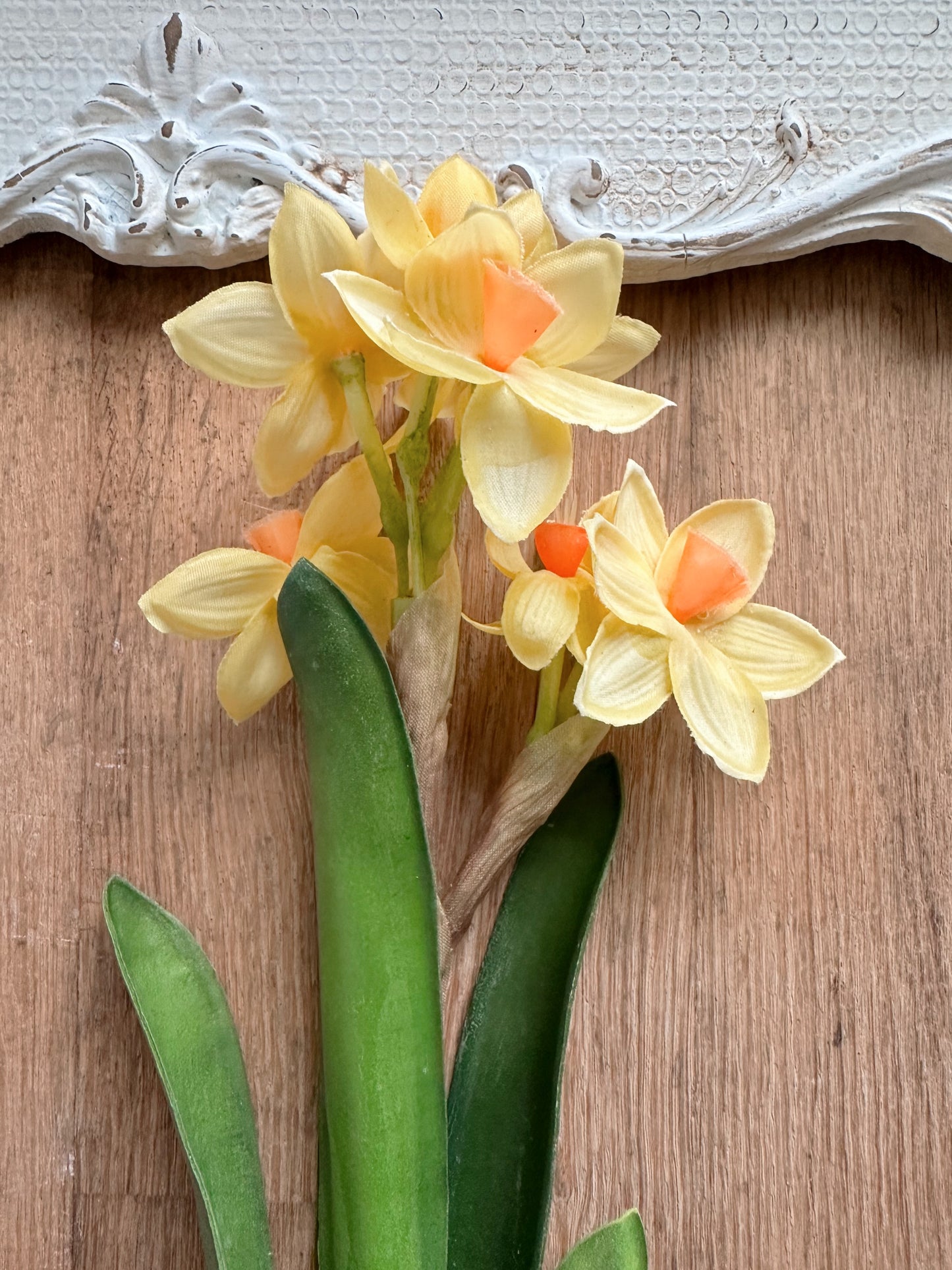 Faux Yellow Daffodil Bulb Stem