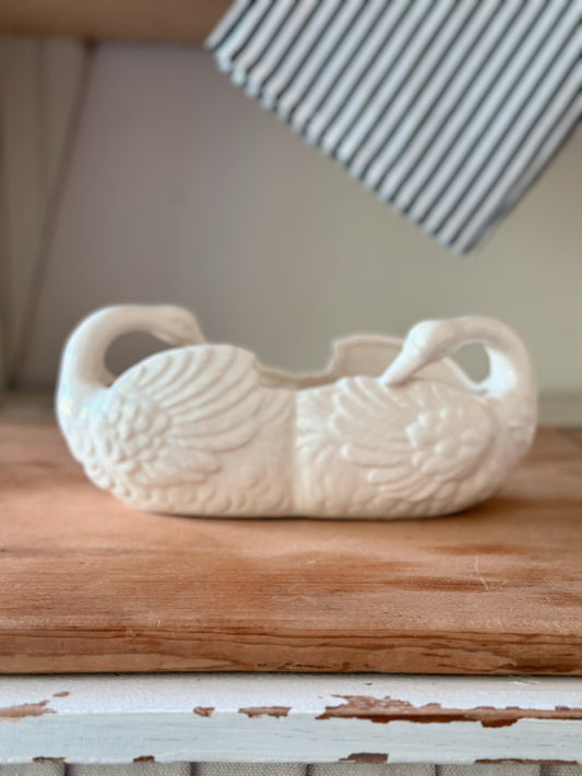 Lovely Vintage Swan Planter