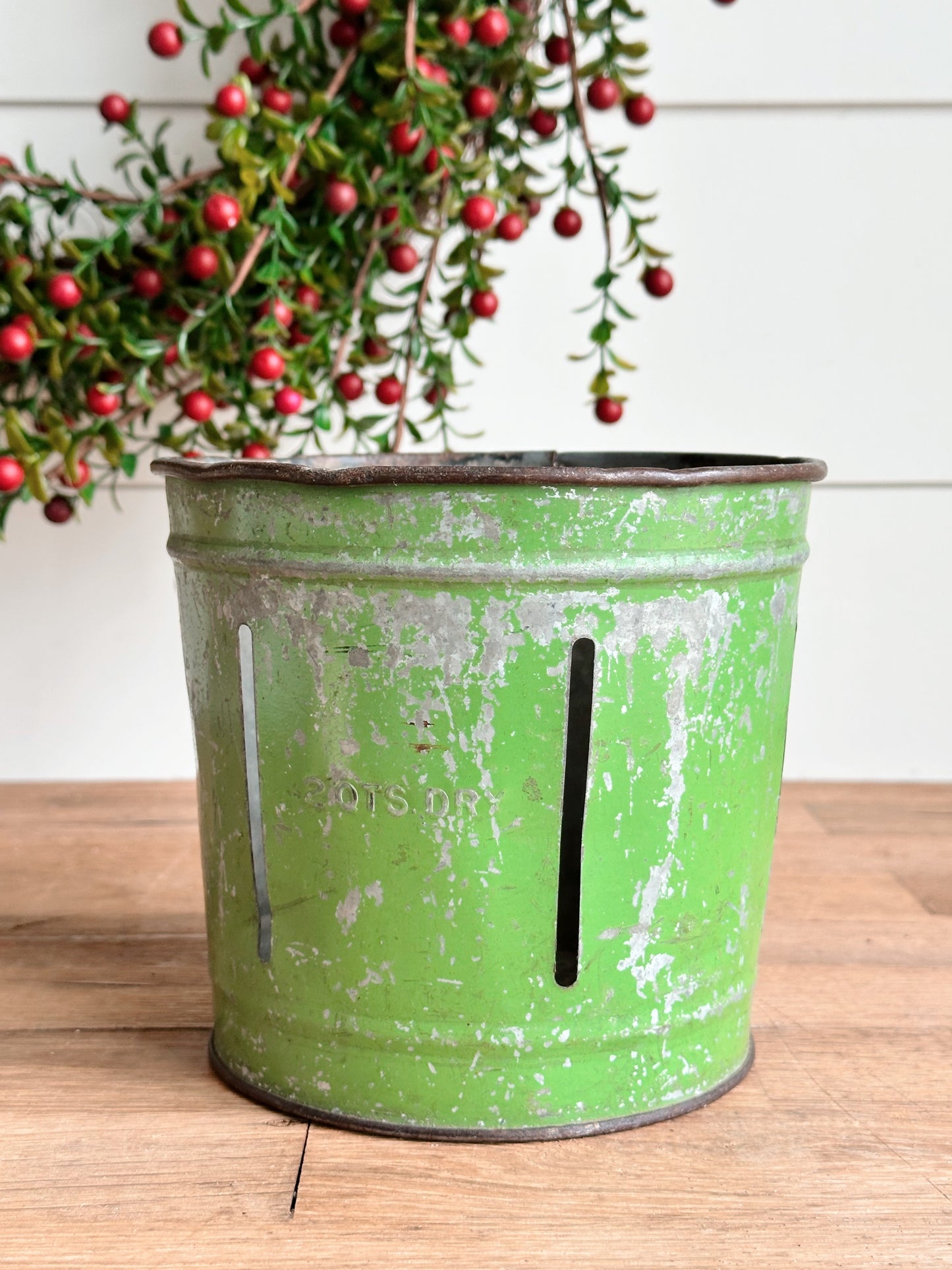 Vintage ACME Can Co Dry Measure