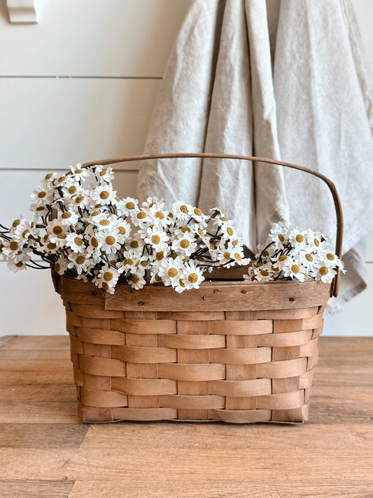 Sweet Vintage Basket with Handle