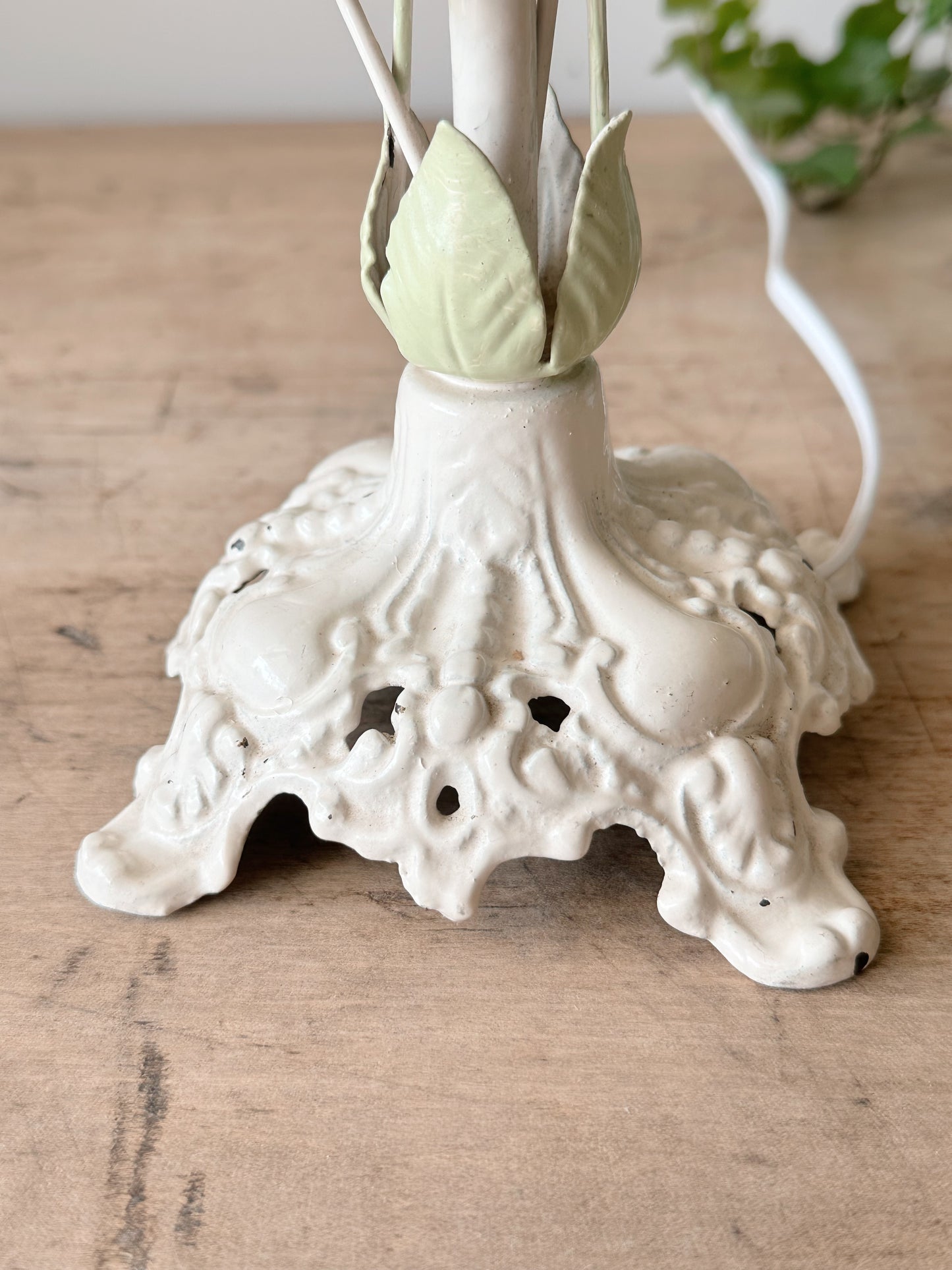 Vintage Floral Tole Lamp