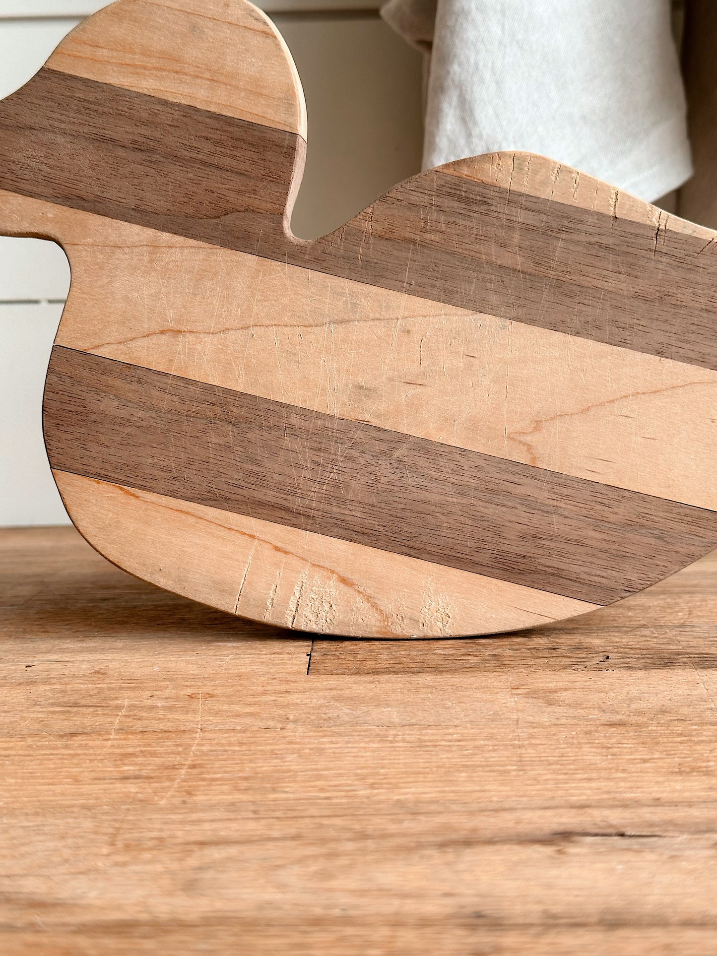 Vintage Duck Cutting Board