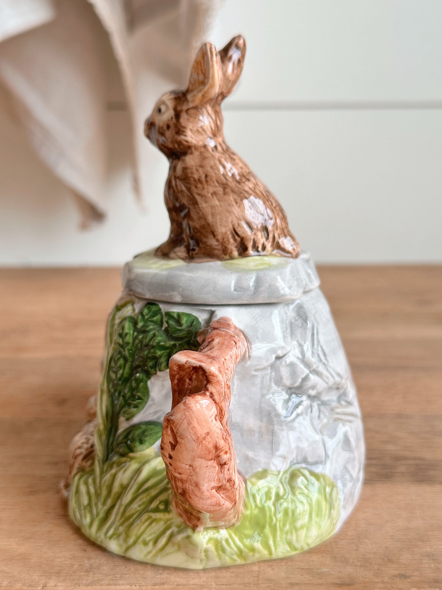 Vintage Woodland Bunnies Tea Pot