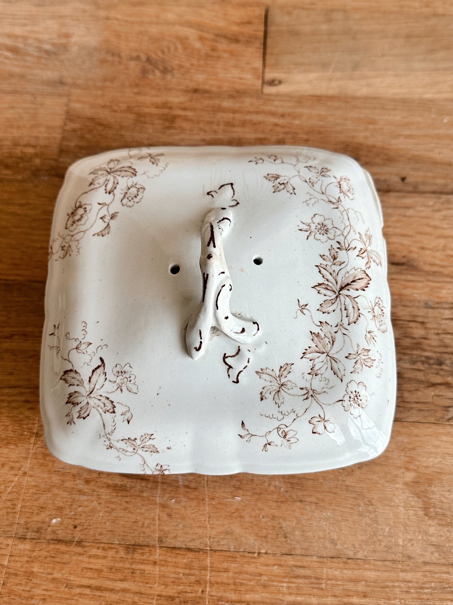 Antique WH Pearl & Co Covered Soap Dish with Drain Plate
