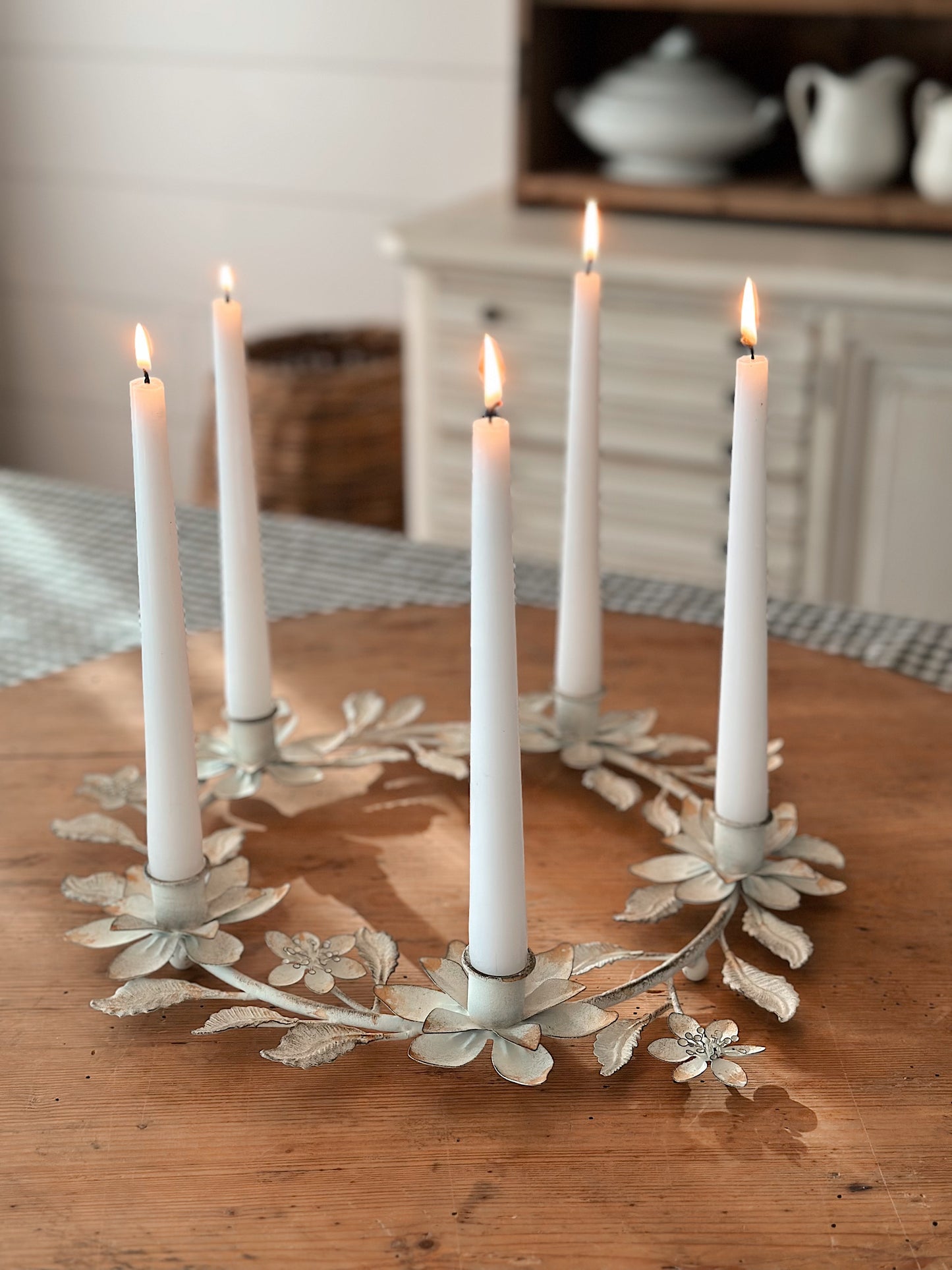 Shabby Chic Wreath Candle Holder