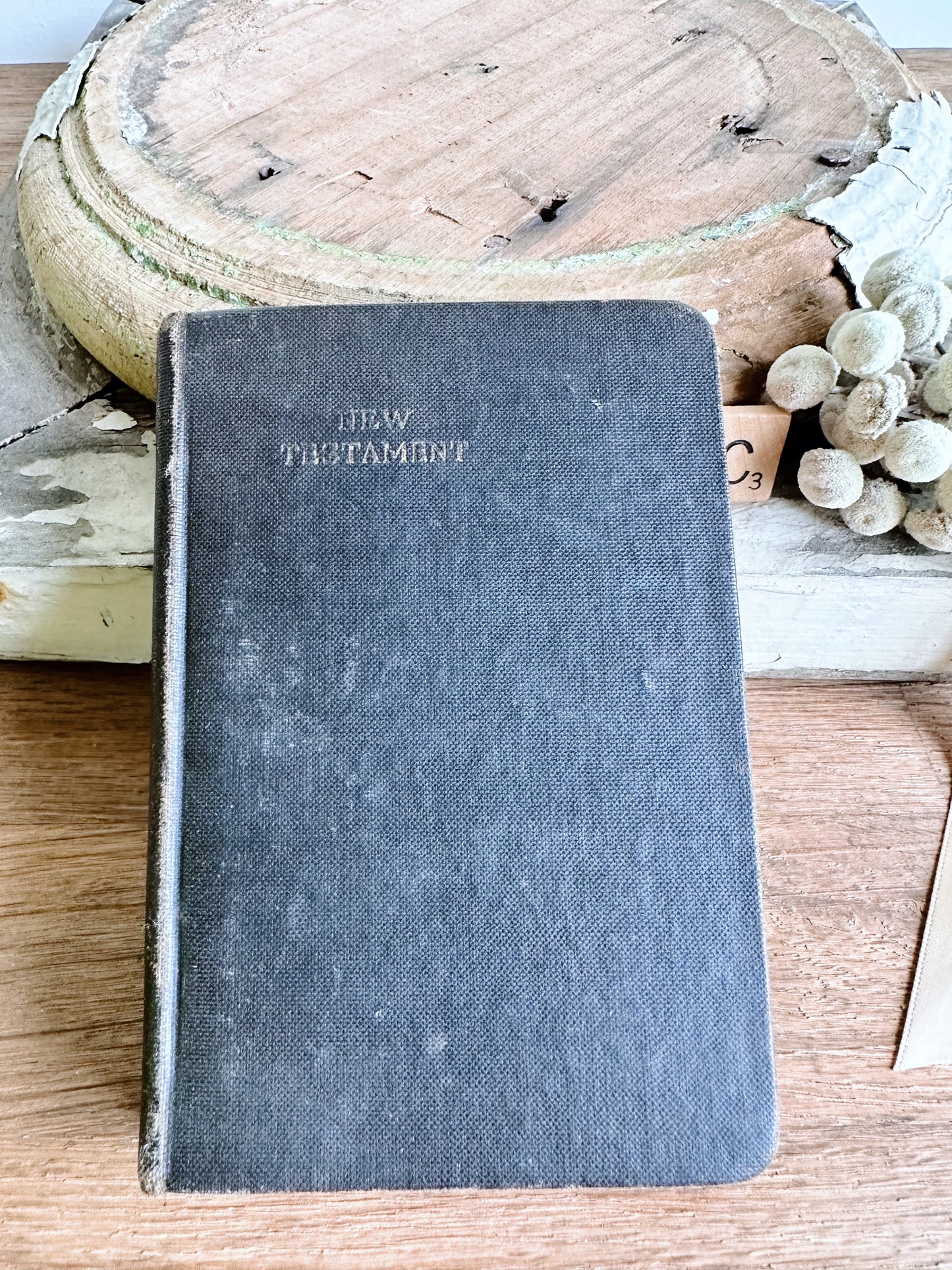 Antique 1923 New Testament Bible