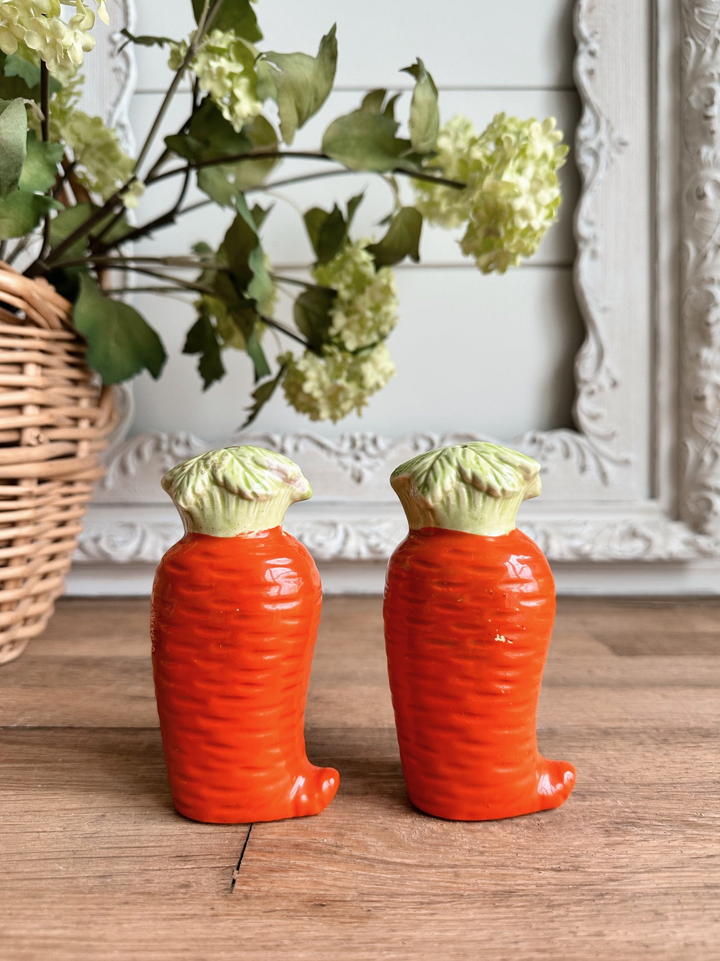 Vintage Carrot Salt & Pepper Shakers