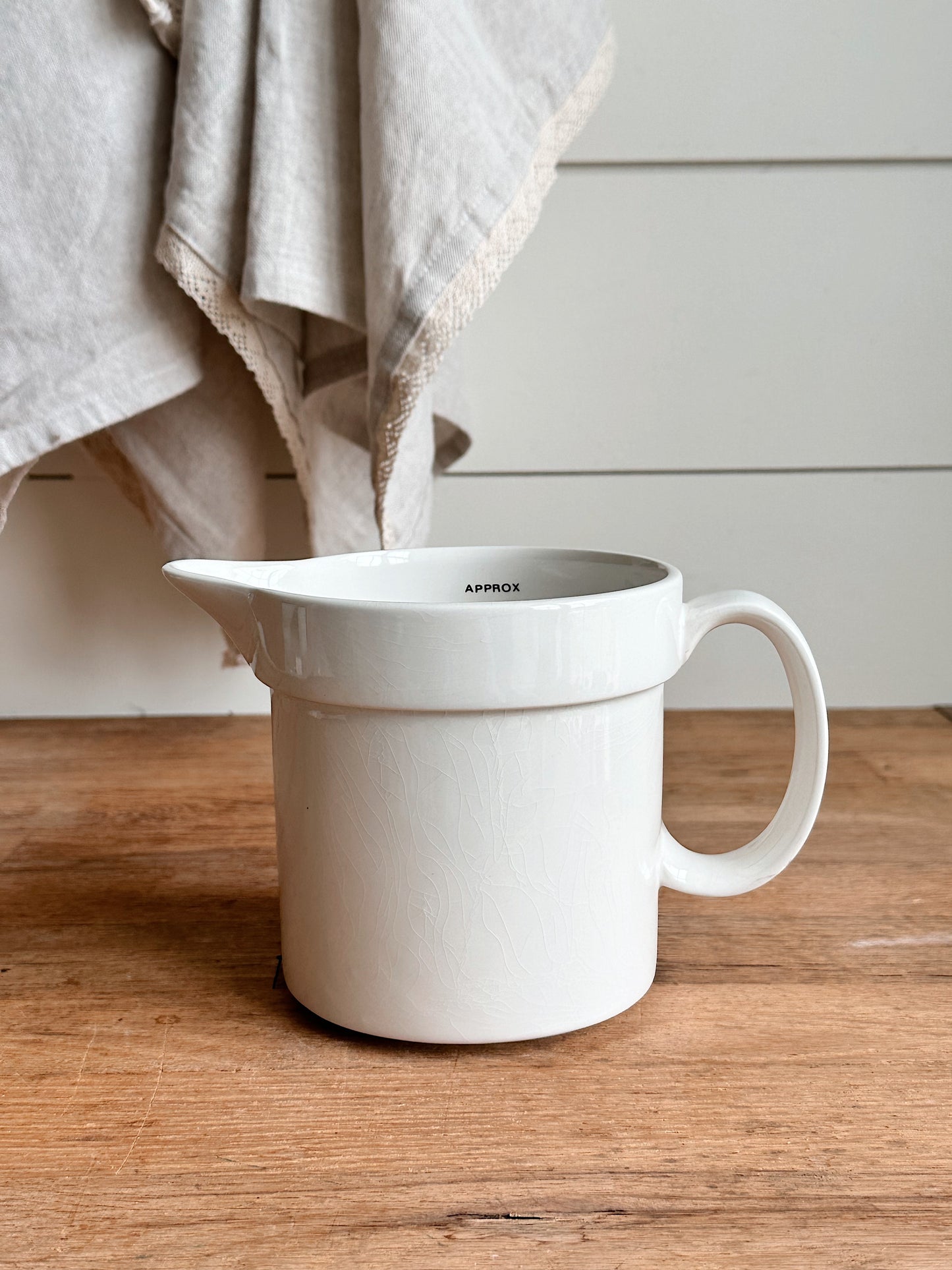 Vintage English Liquid Measuring Cup