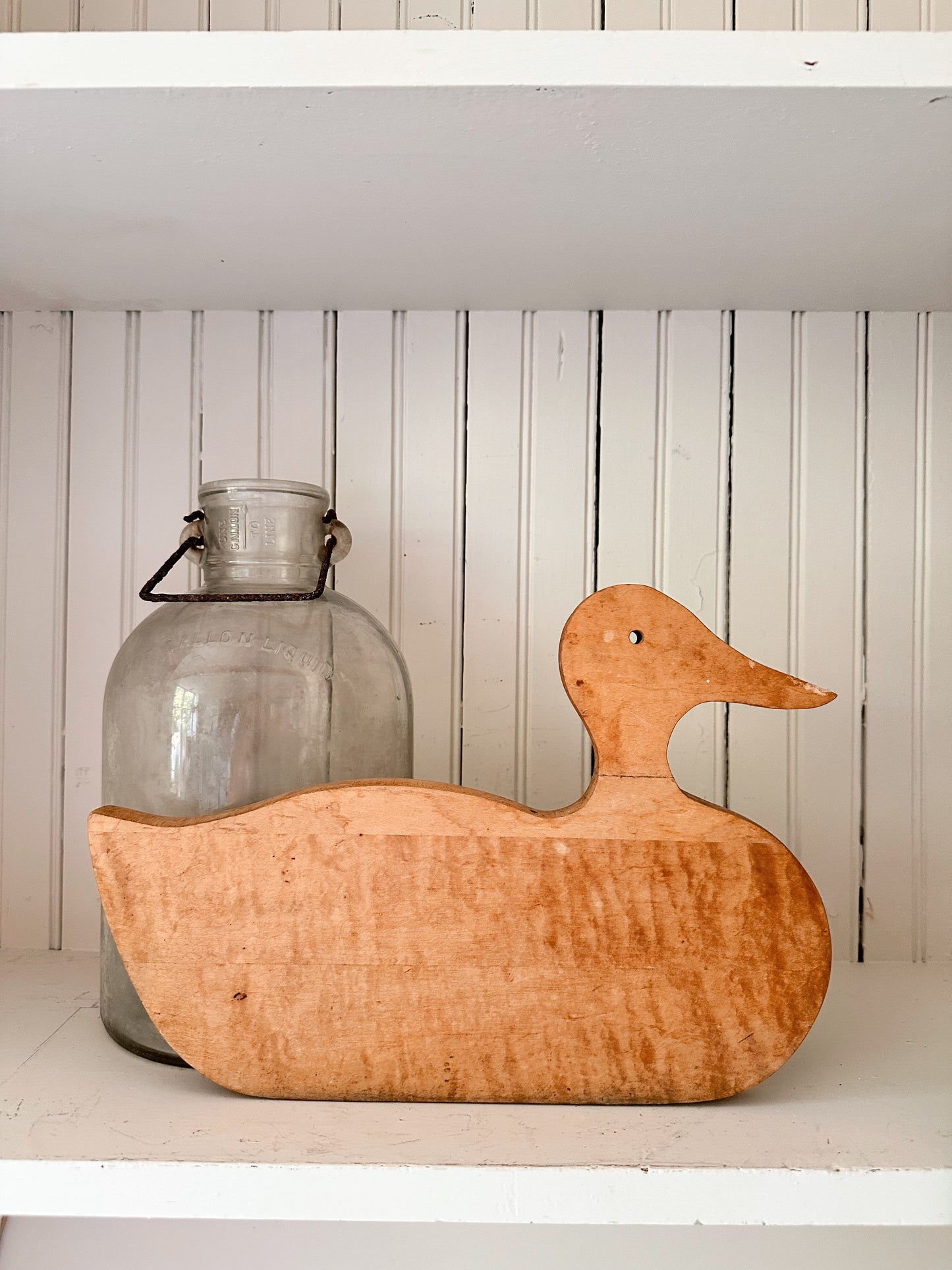 Vintage Duck Cutting Board