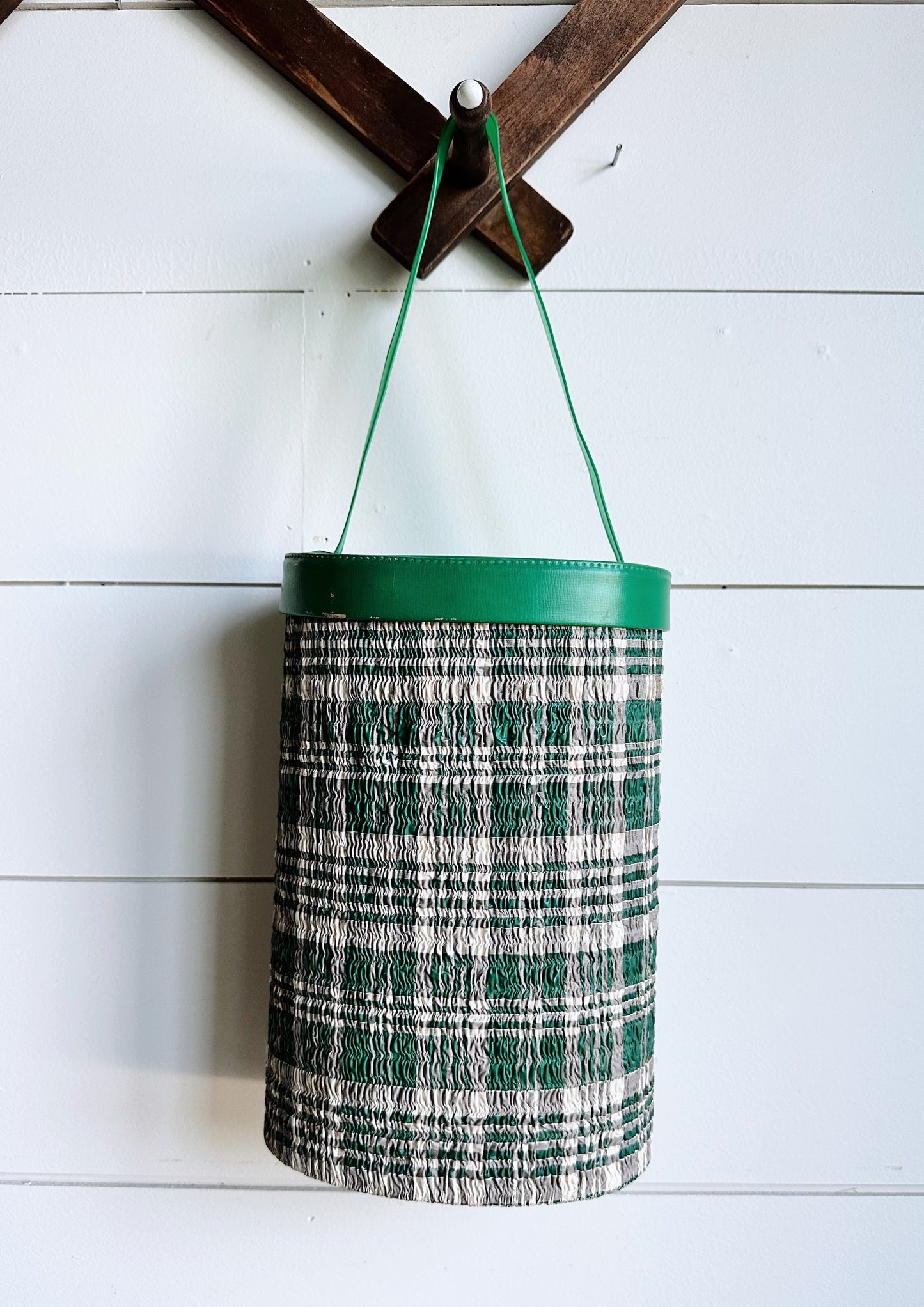 Vintage Plaid Carrying Case