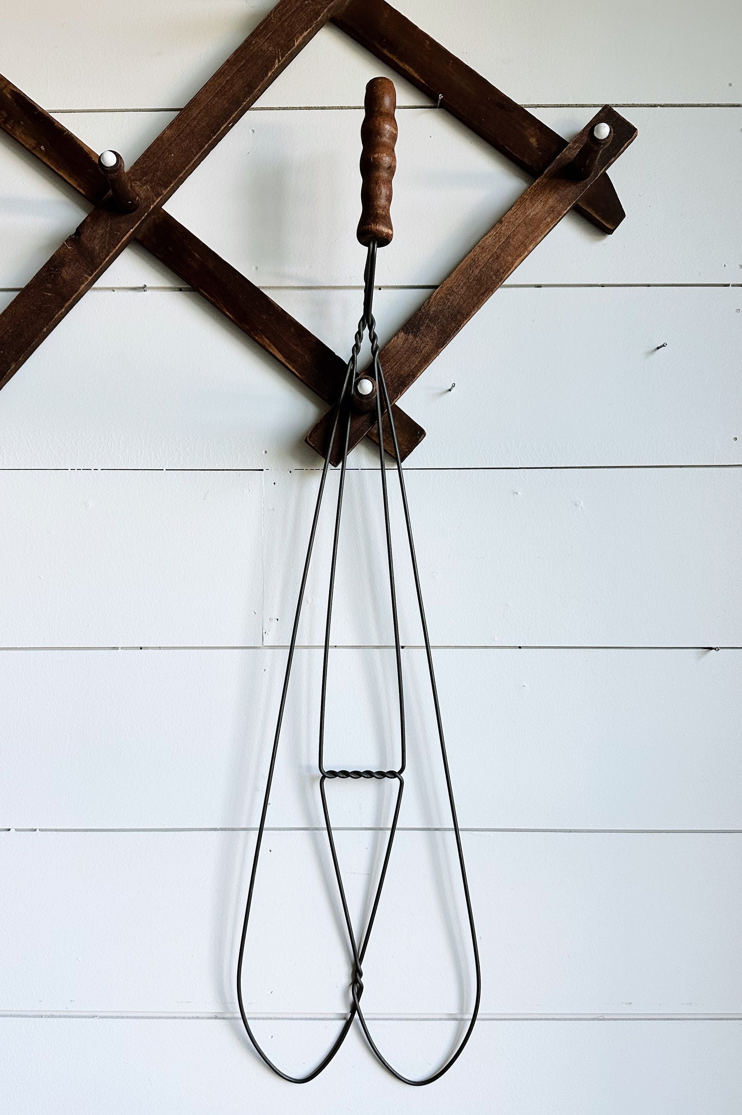 Vintage Rug Beater