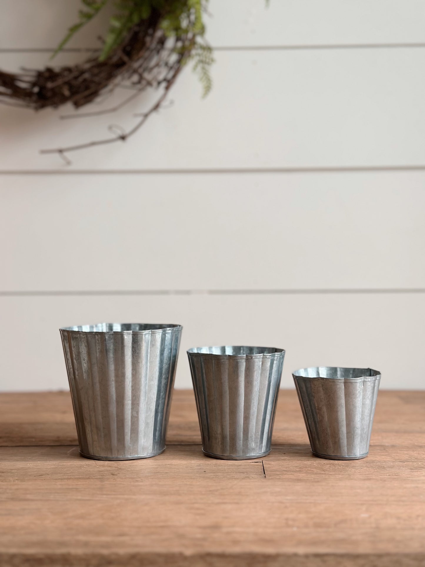 Set Of 3 Fluted Tin Pots