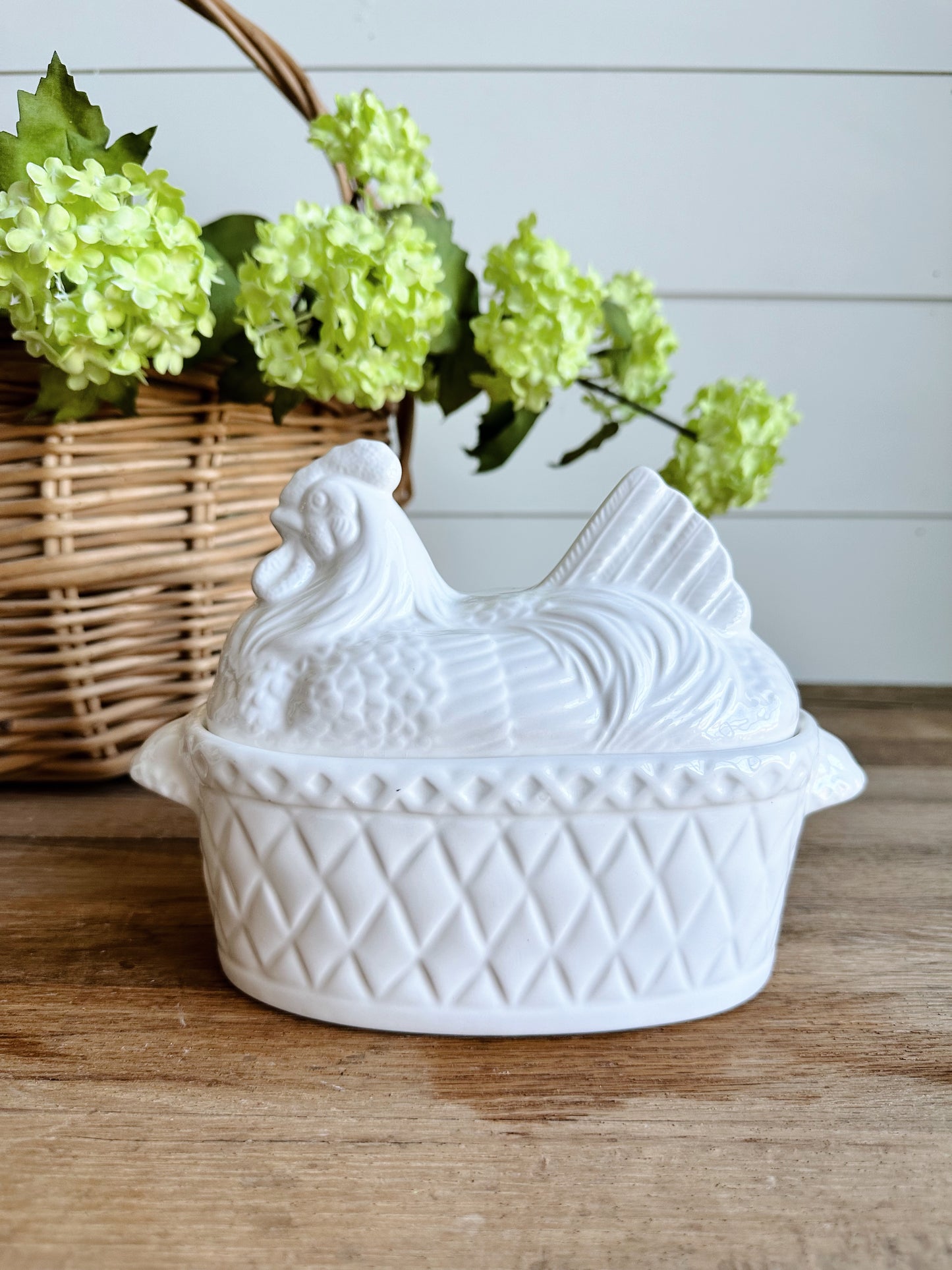 Vintage Hen on A Nest Tureen