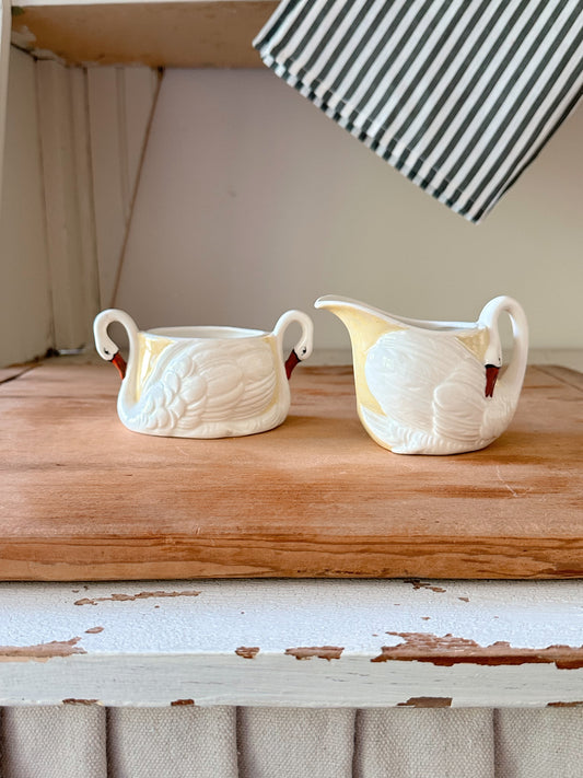 Vintage Swan Cream & Sugar Set