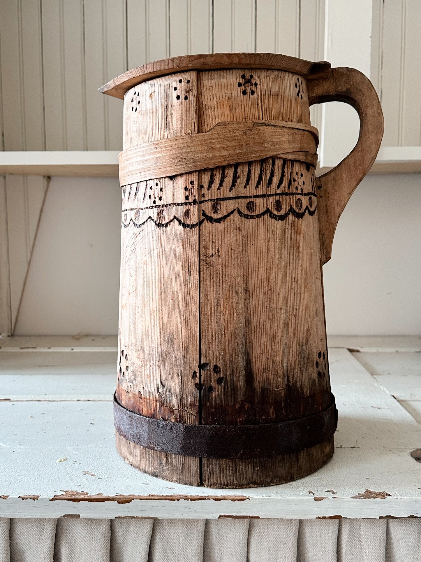 Beautiful Antique Wood Tankard with Lid