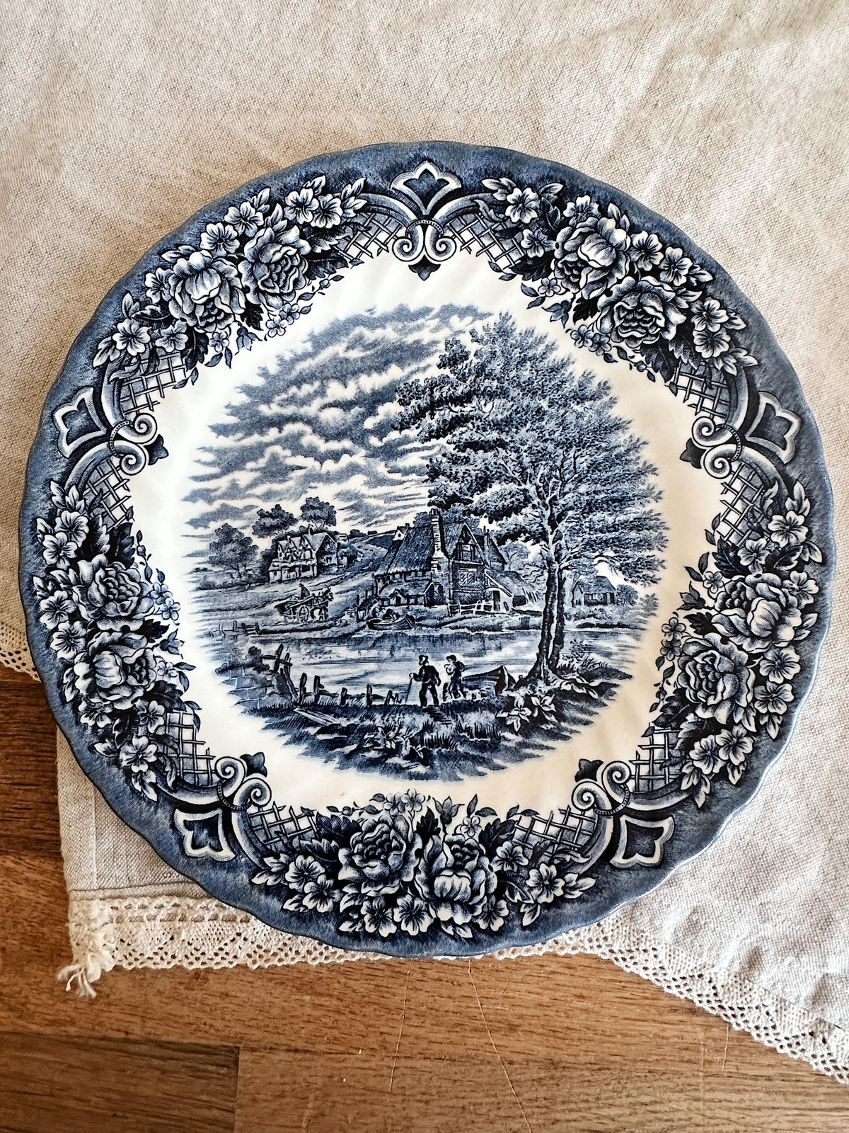 Pair of Vintage Royal Staffordshire Blue & White Transferware Dinner Plates