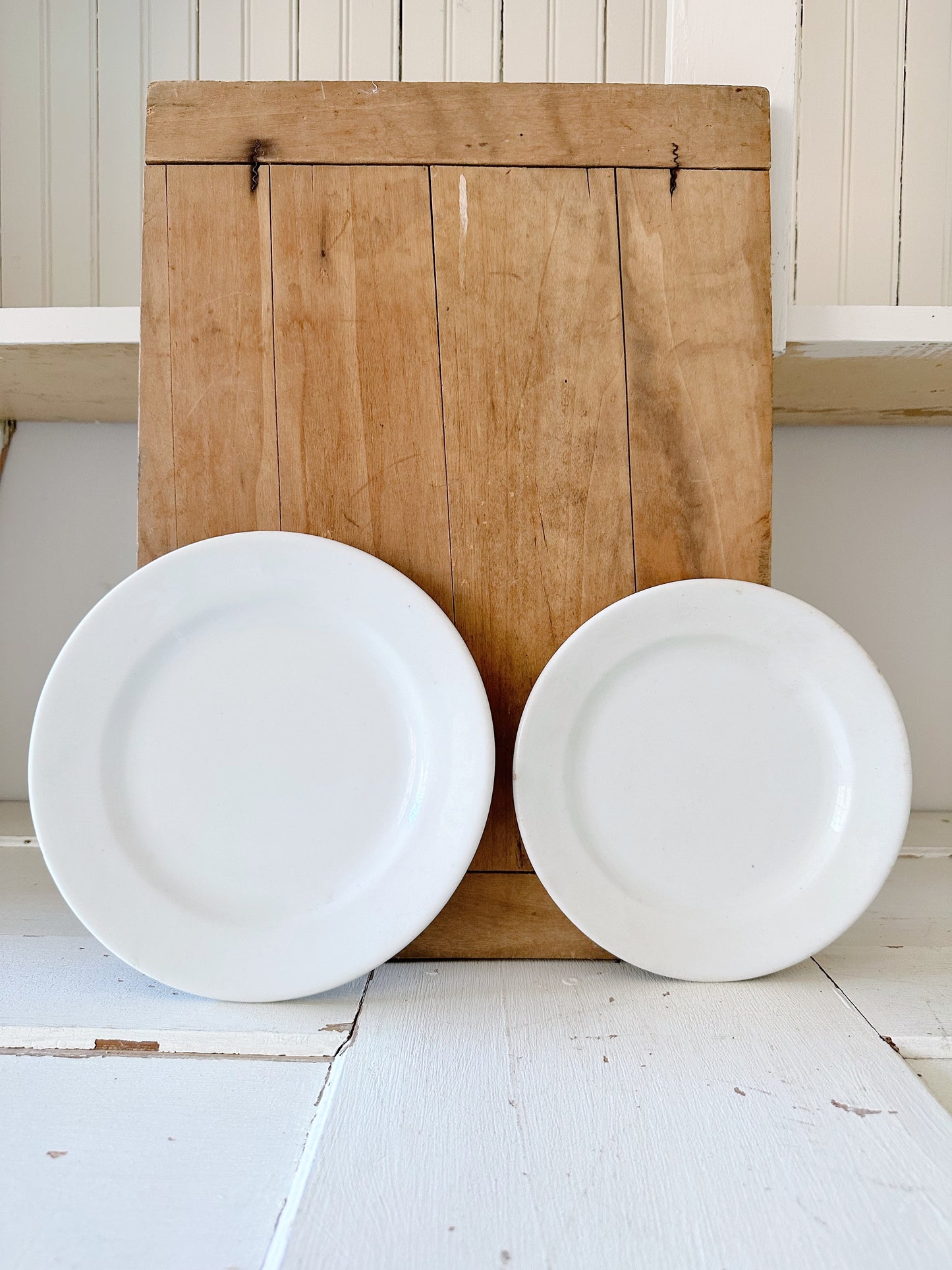 Four Tier Vintage Pie Holder & Two Ironstone Plates