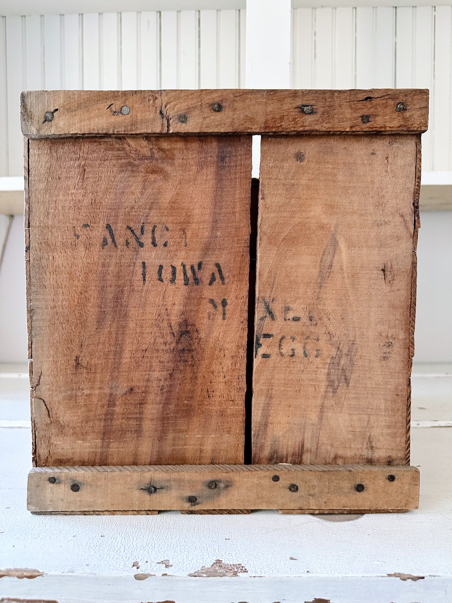 Primitive Wood Egg Crate