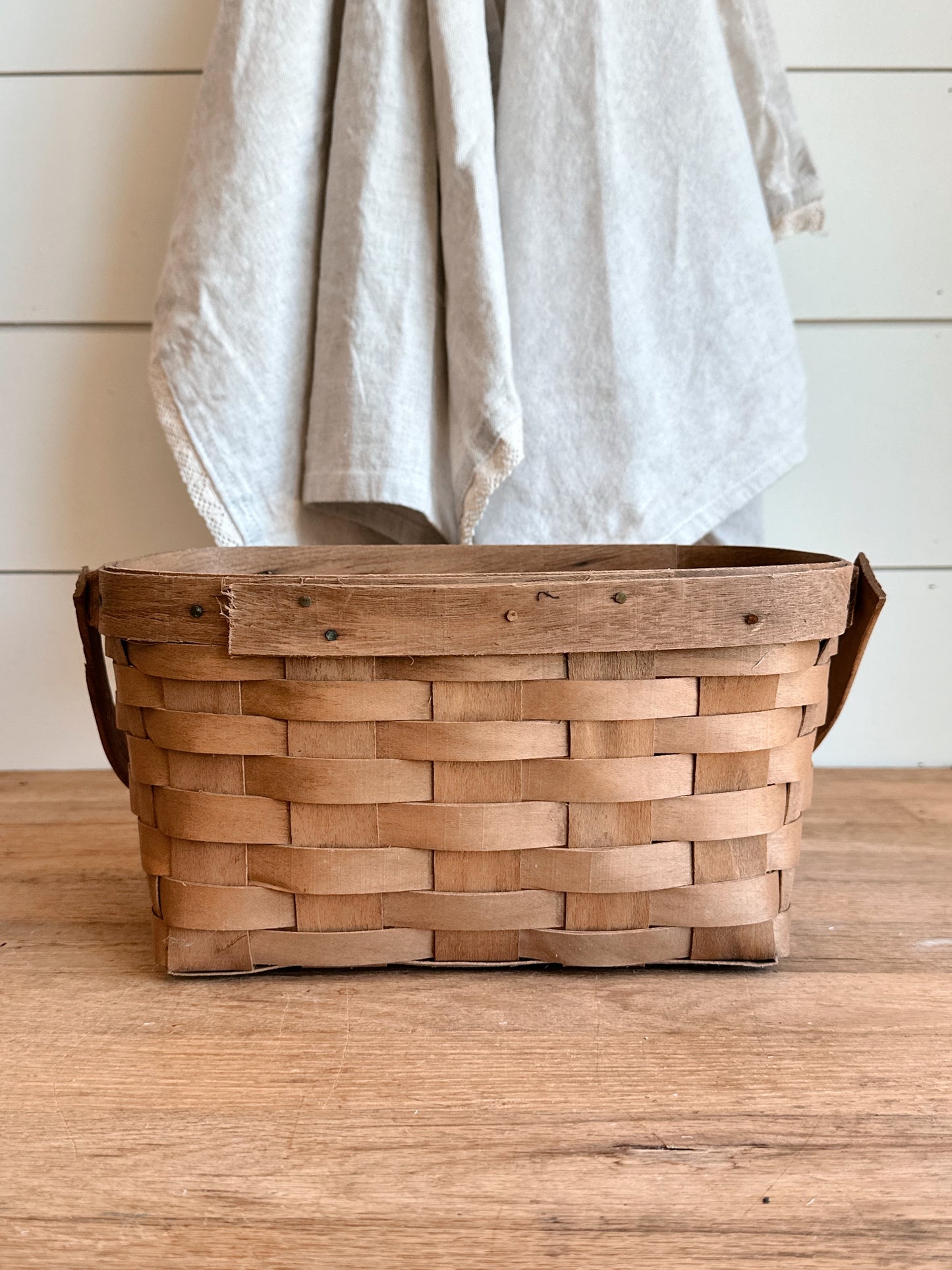Sweet Vintage Basket with Handle