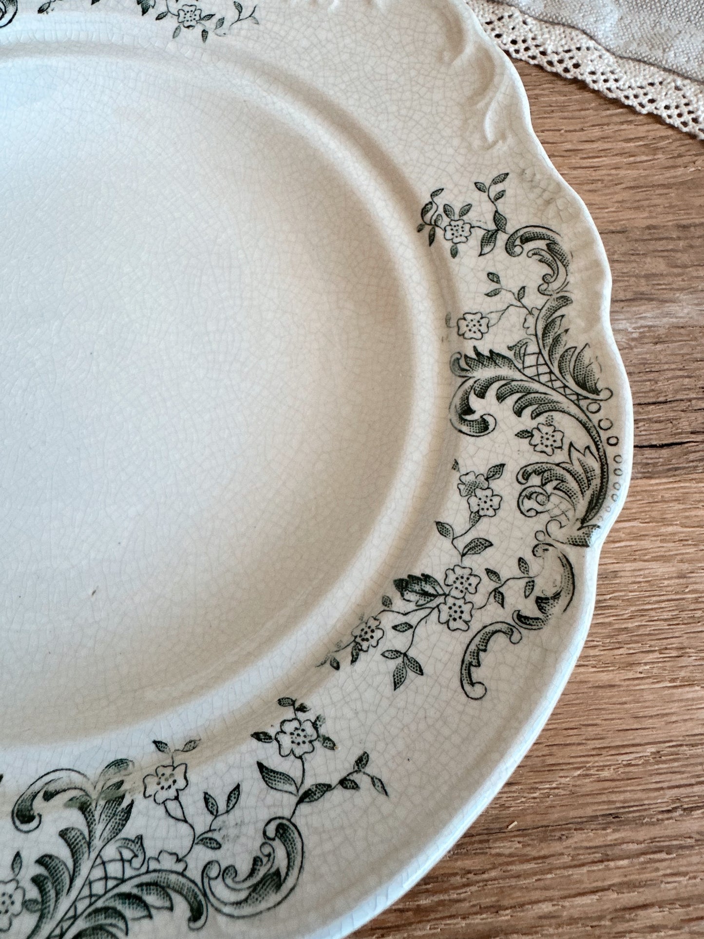 Vintage Green & White Transferware Plate