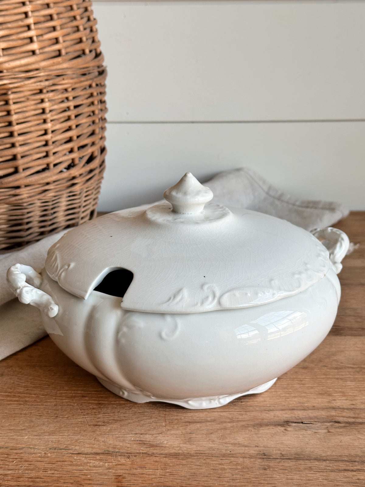 T & R Boote Ironstone Tureen