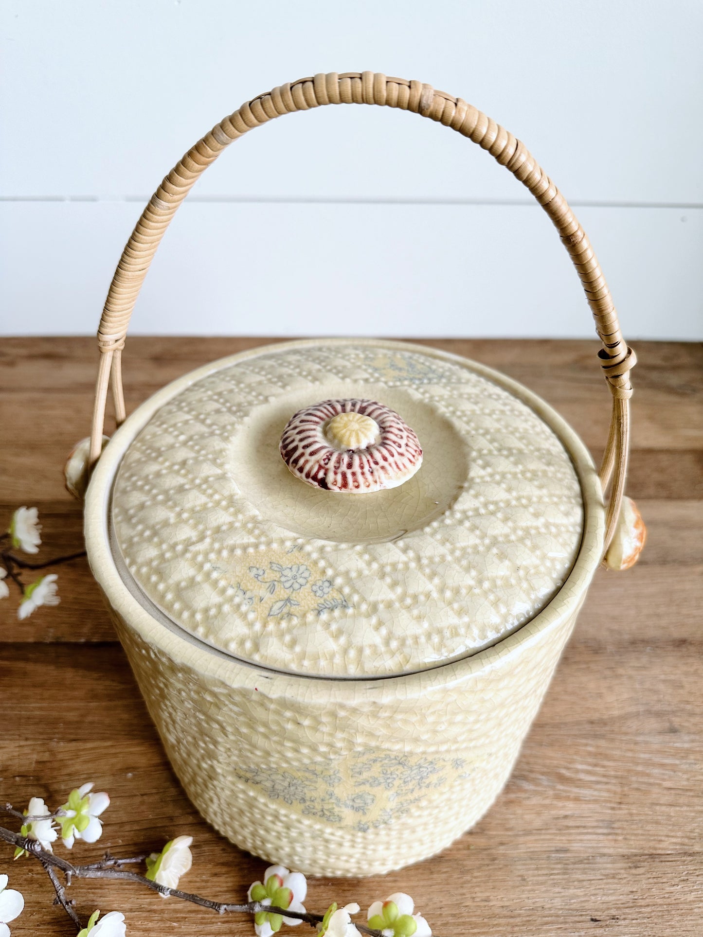 Sweet Vintage Cookie Jar (Japan)