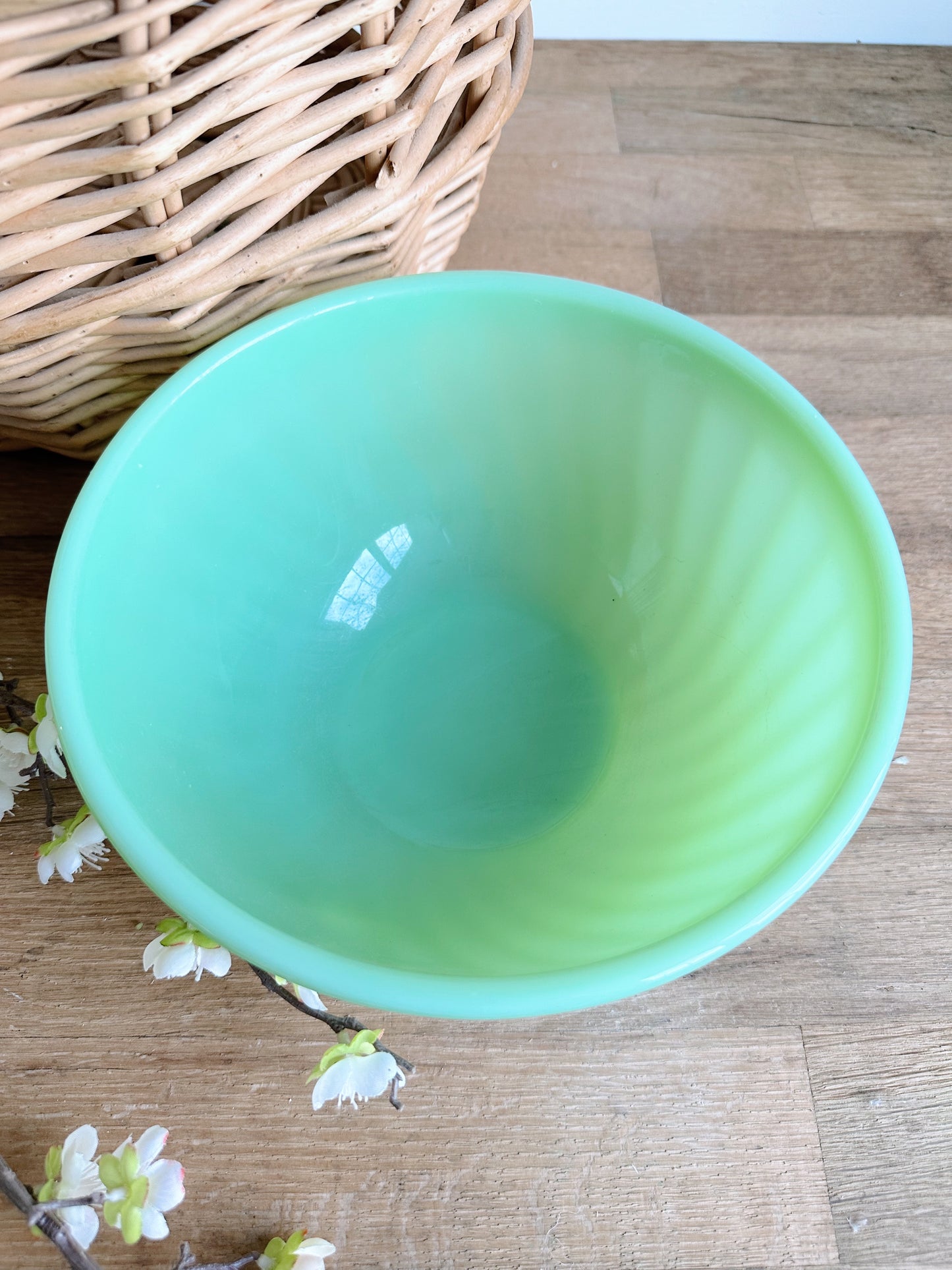 Vintage Fire King Jadeite Swirl Bowl