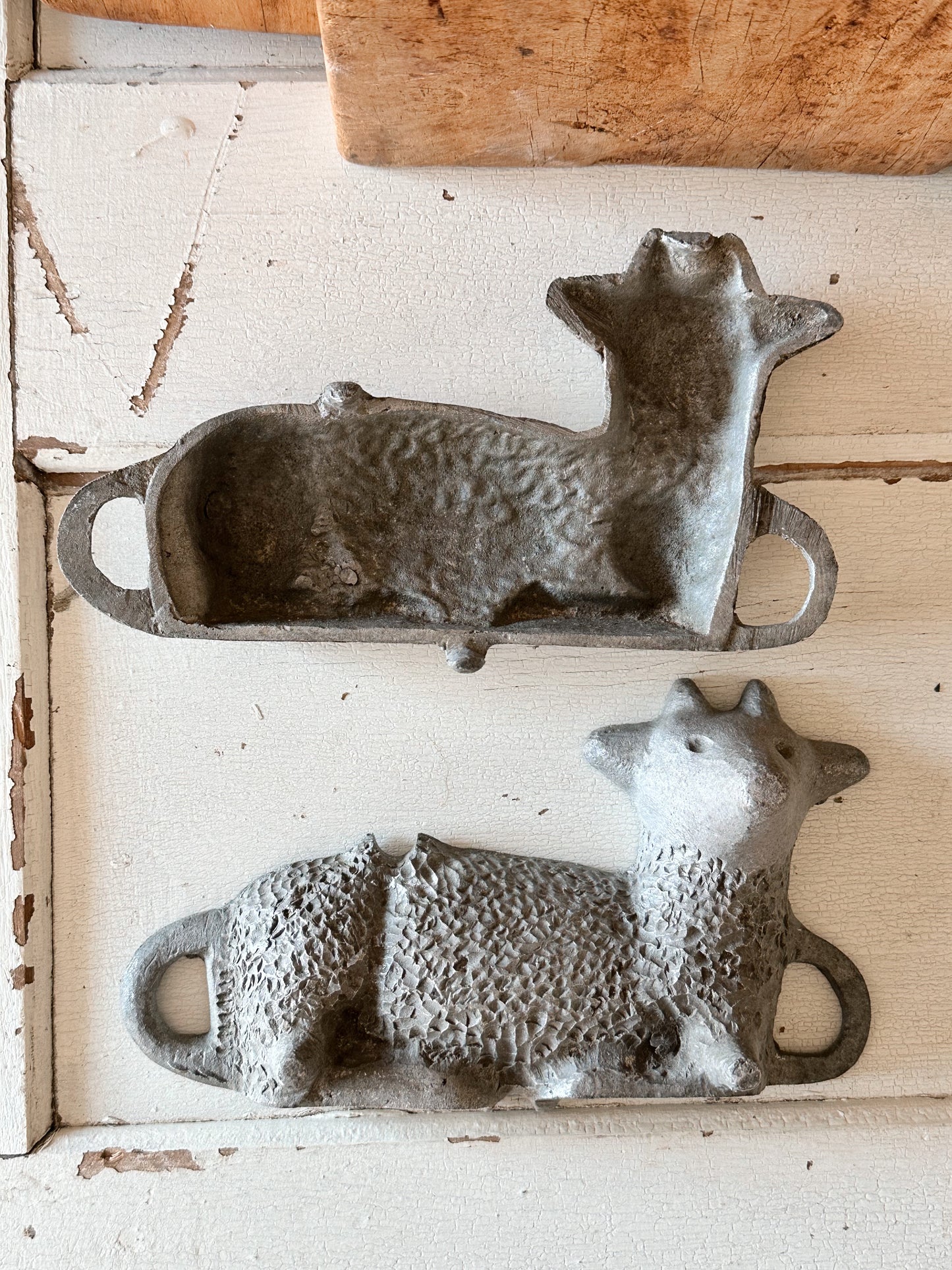 Vintage Heavy Cast Aluminum Small Lamb Mold