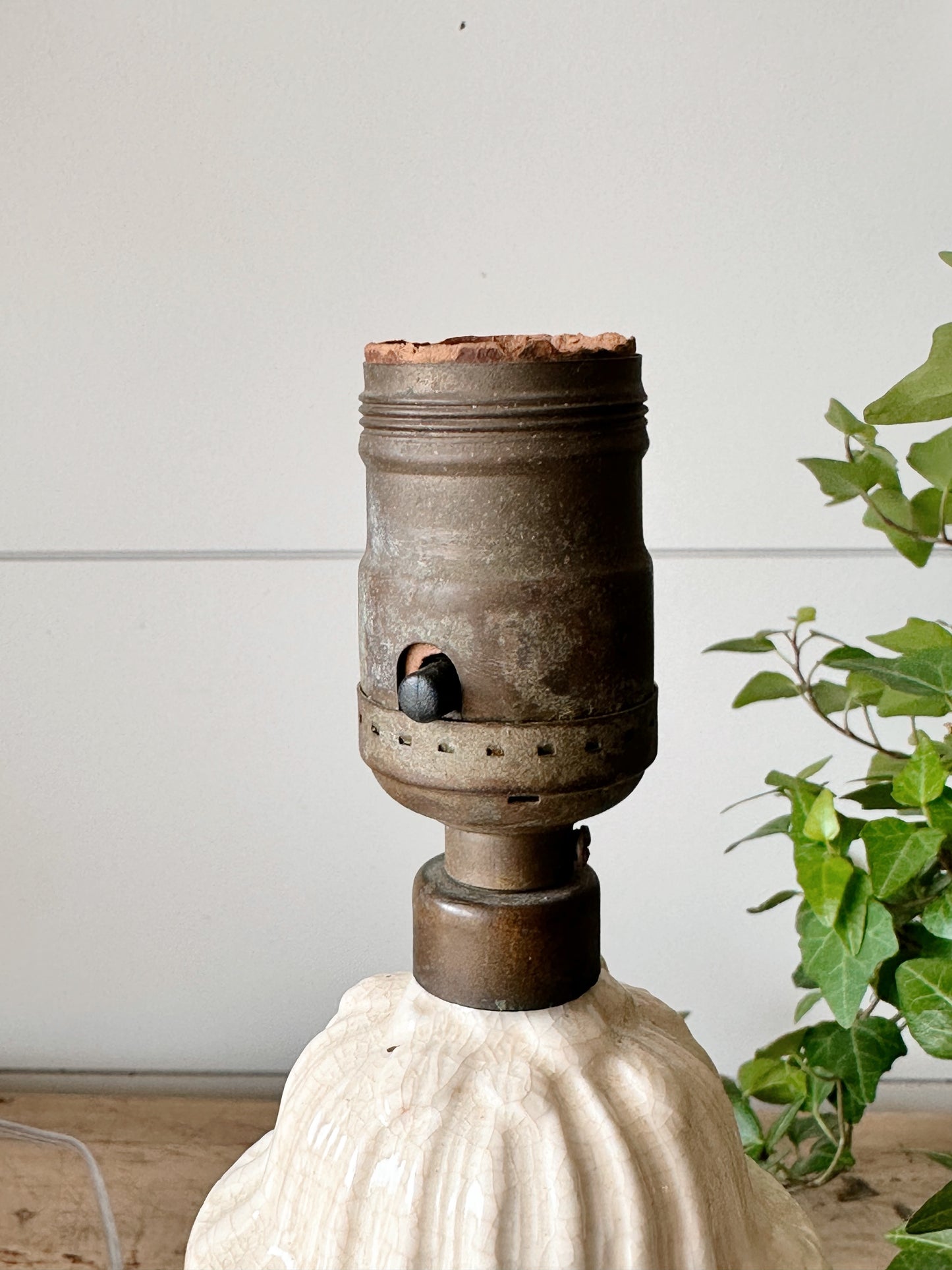 Vintage Stained and Crazed Lamp (Japan)