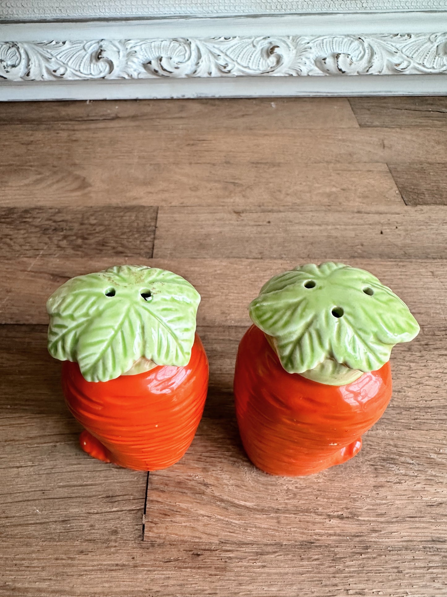 Vintage Carrot Salt & Pepper Shakers