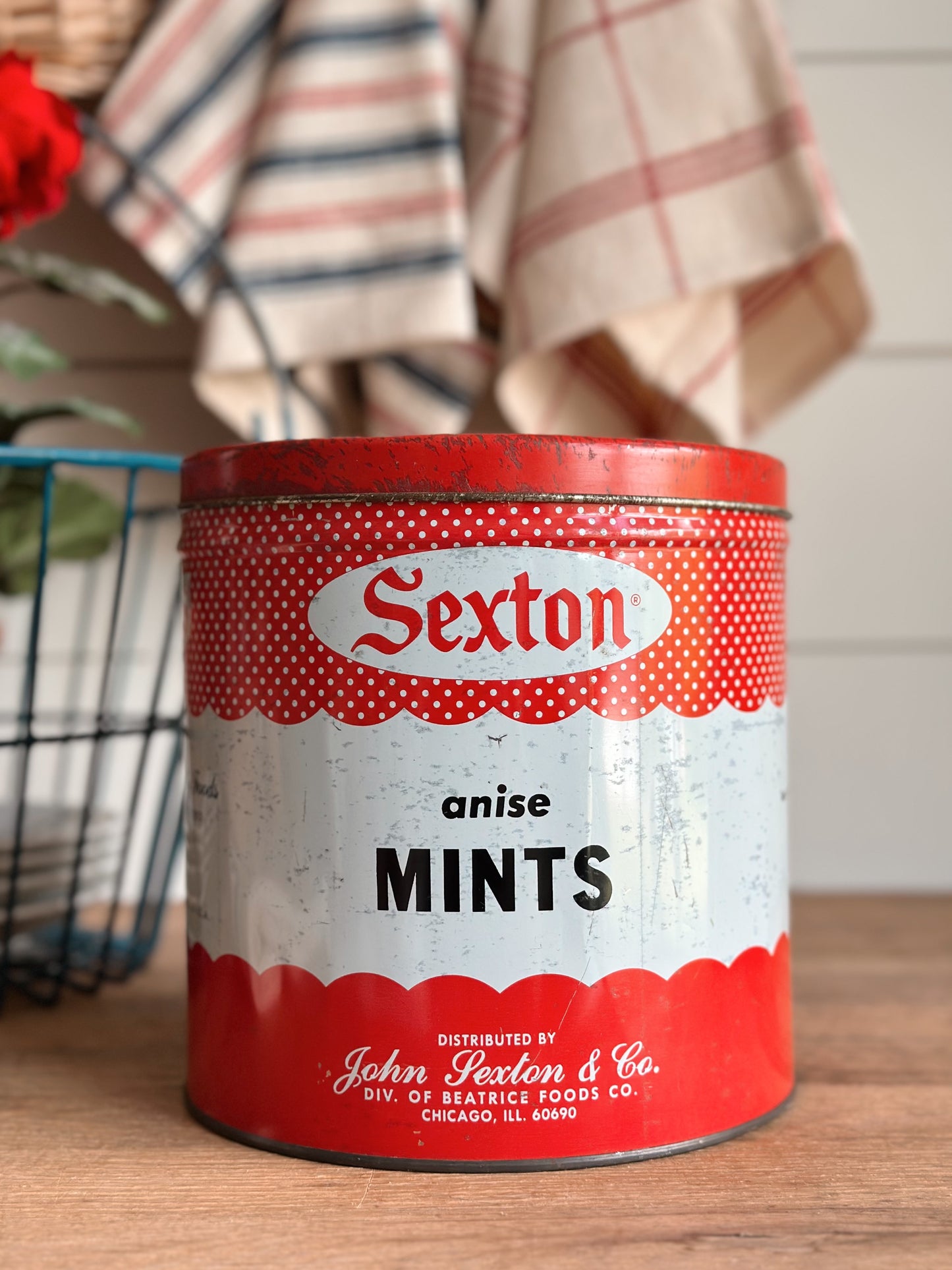 Vintage Sexton Mints Tin