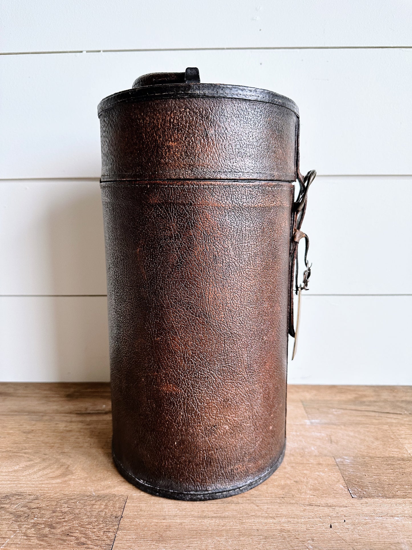 Vintage Leather Beverage Carrier