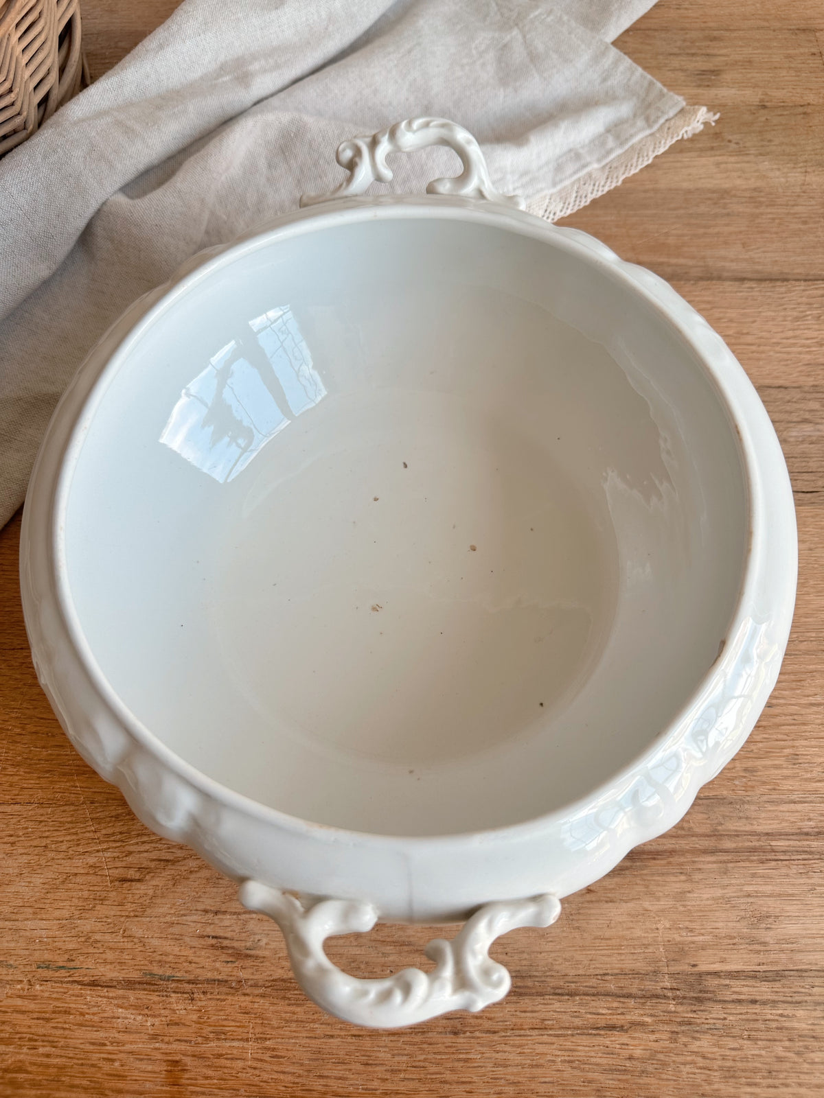 T & R Boote Ironstone Tureen