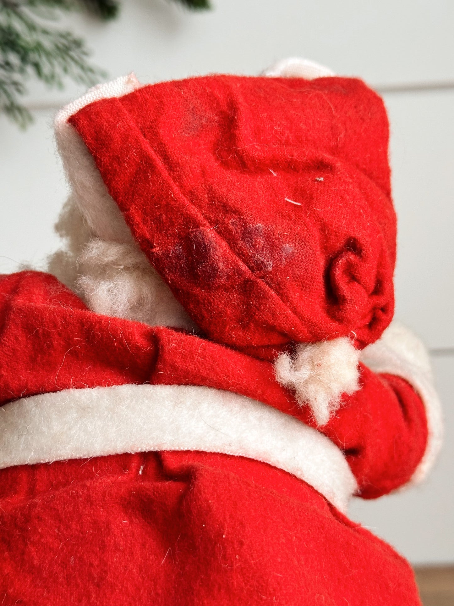 Vintage Leaning Santa